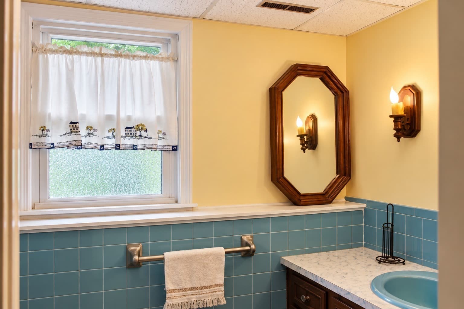 Single Family Residence at 494 Pine St, Weymouth MA 02190, Weymouth, photo 19 of 21