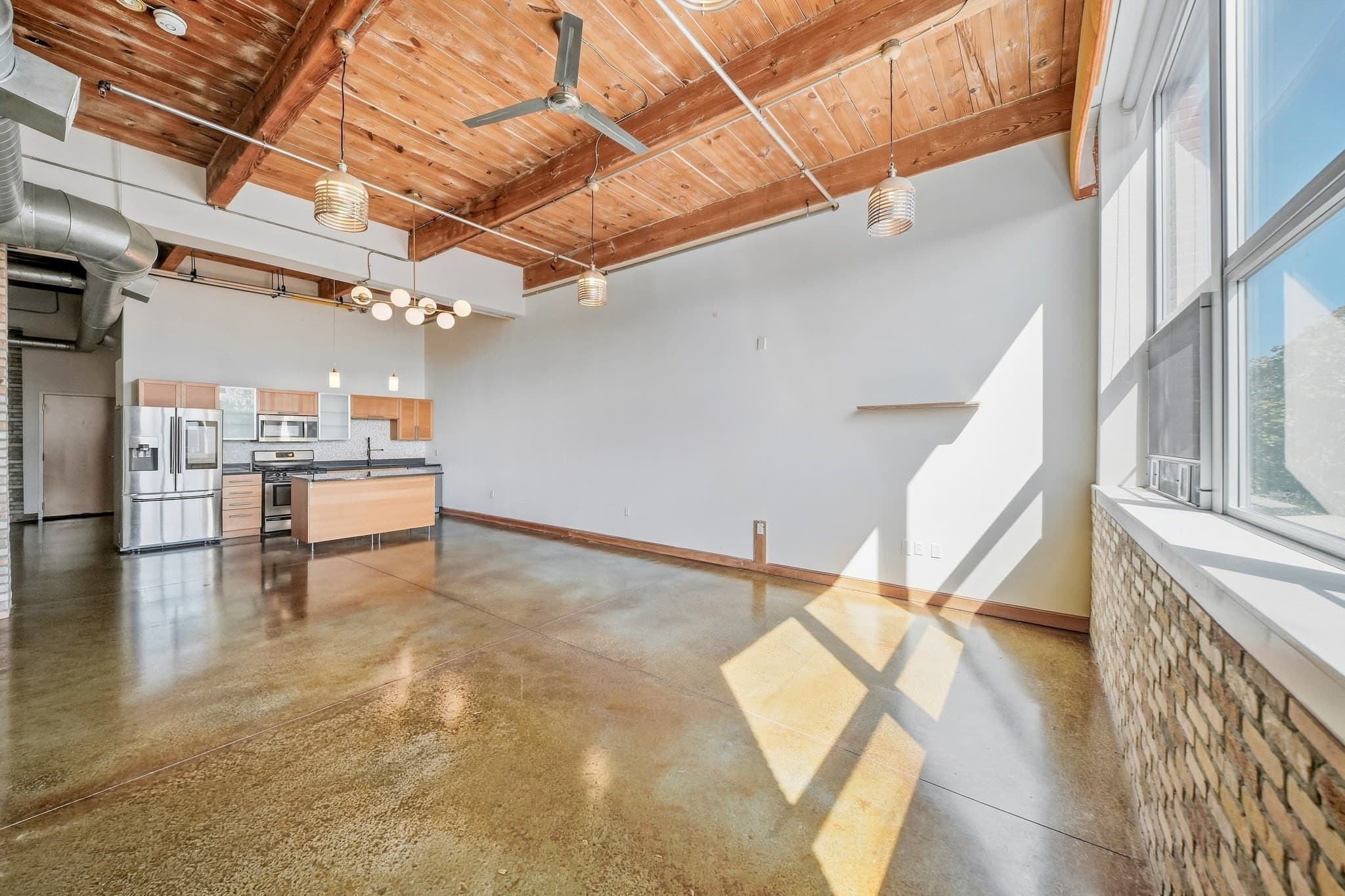 Condominium at 120 Holmes St # 312, Quincy MA 02171, Quincy, photo 2 of 27