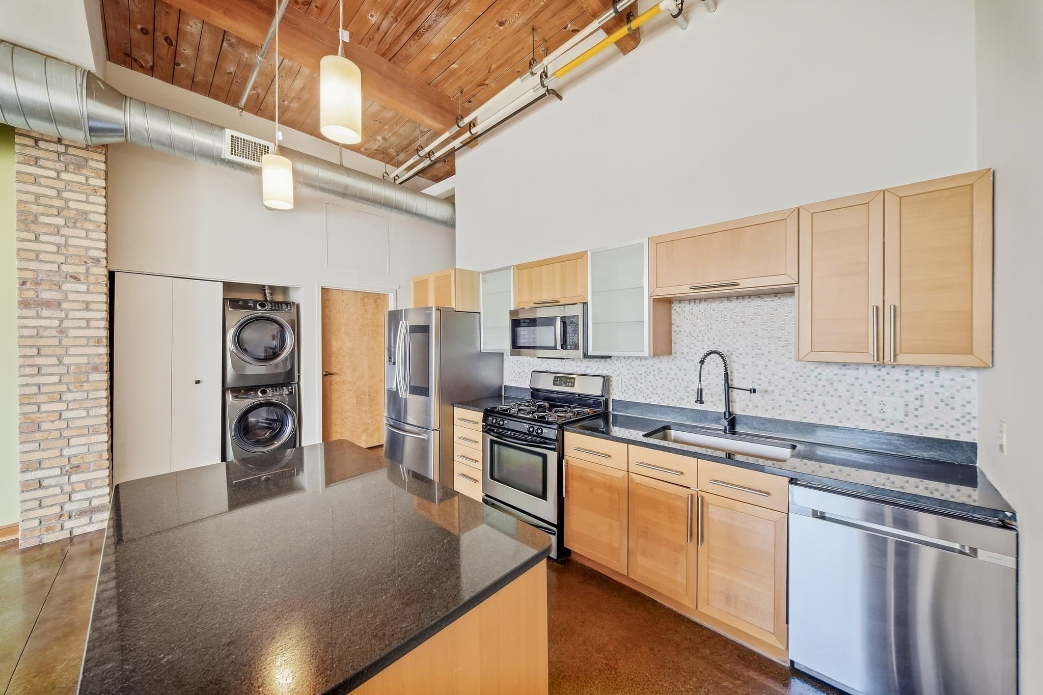 Condominium at 120 Holmes St # 312, Quincy MA 02171, Quincy, photo 5 of 27