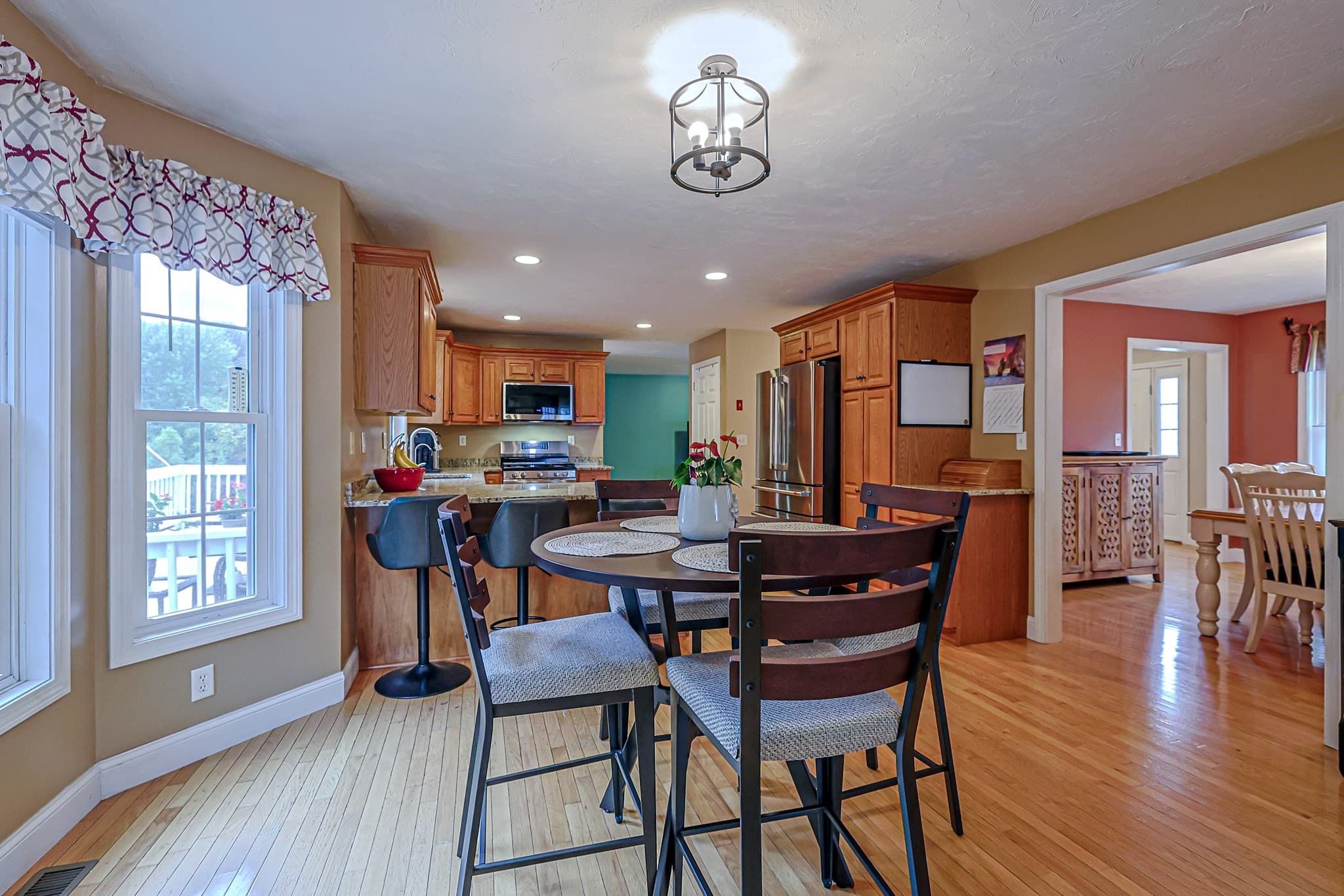 Single Family Residence at 91 Edgewood Ave, Haverhill MA 01832, Haverhill, photo 7 of 35