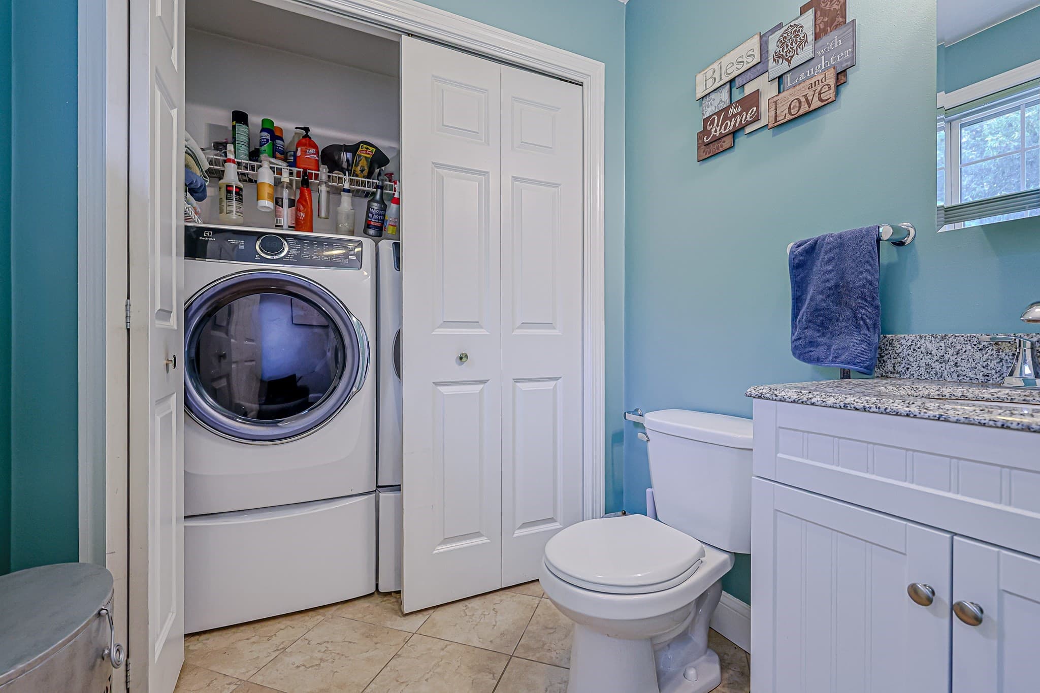 Single Family Residence at 91 Edgewood Ave, Haverhill MA 01832, Haverhill, photo 15 of 35
