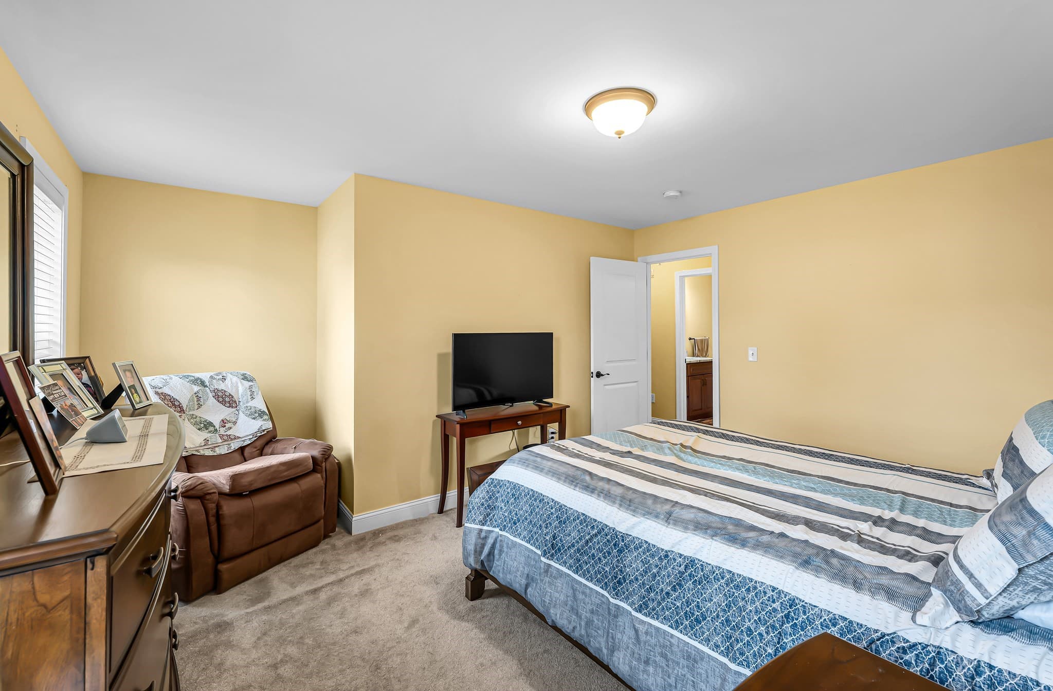 Condominium at 139 Union St # 43, Westfield MA 01085, Westfield, photo 23 of 41