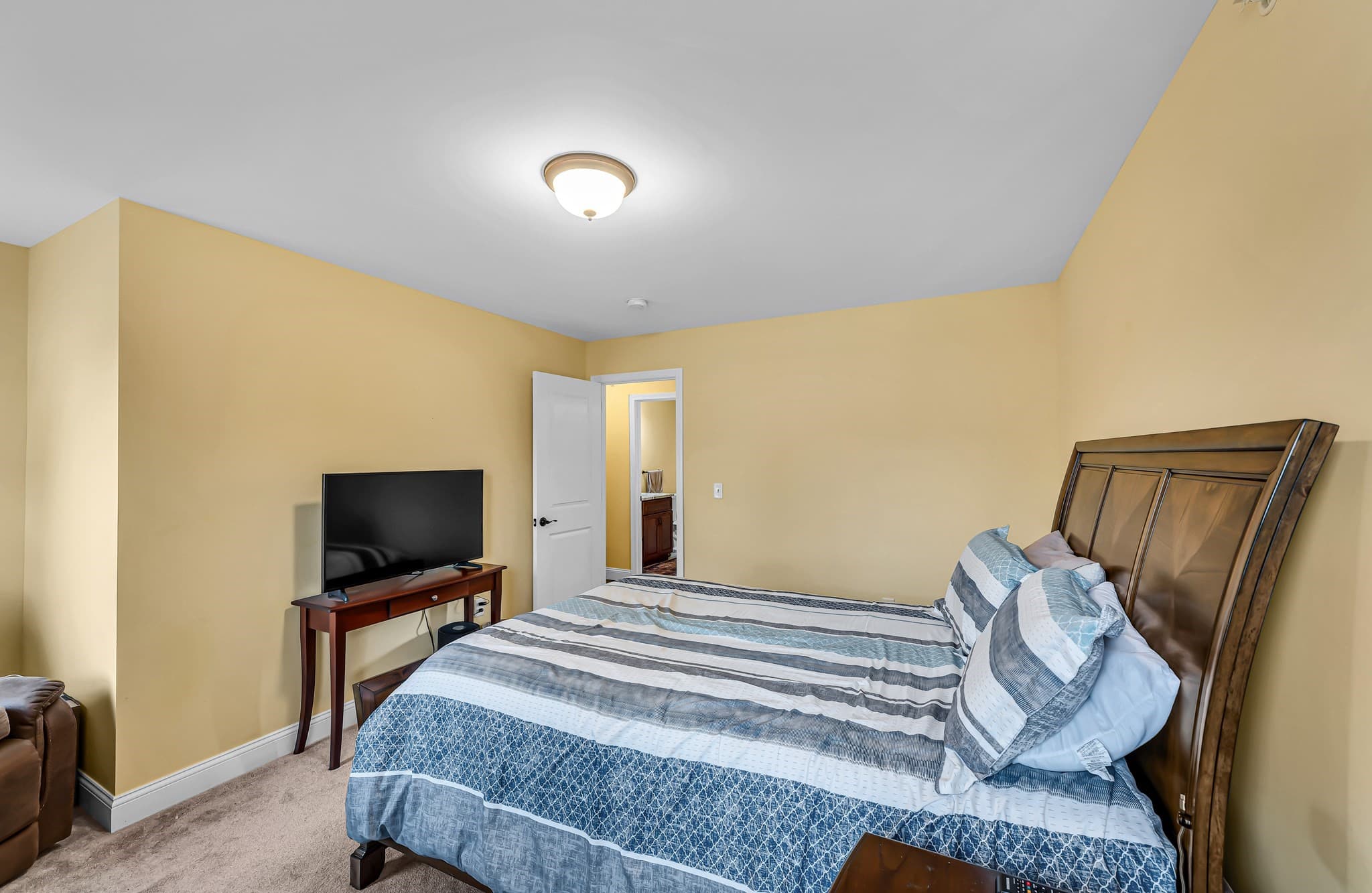 Condominium at 139 Union St # 43, Westfield MA 01085, Westfield, photo 24 of 41