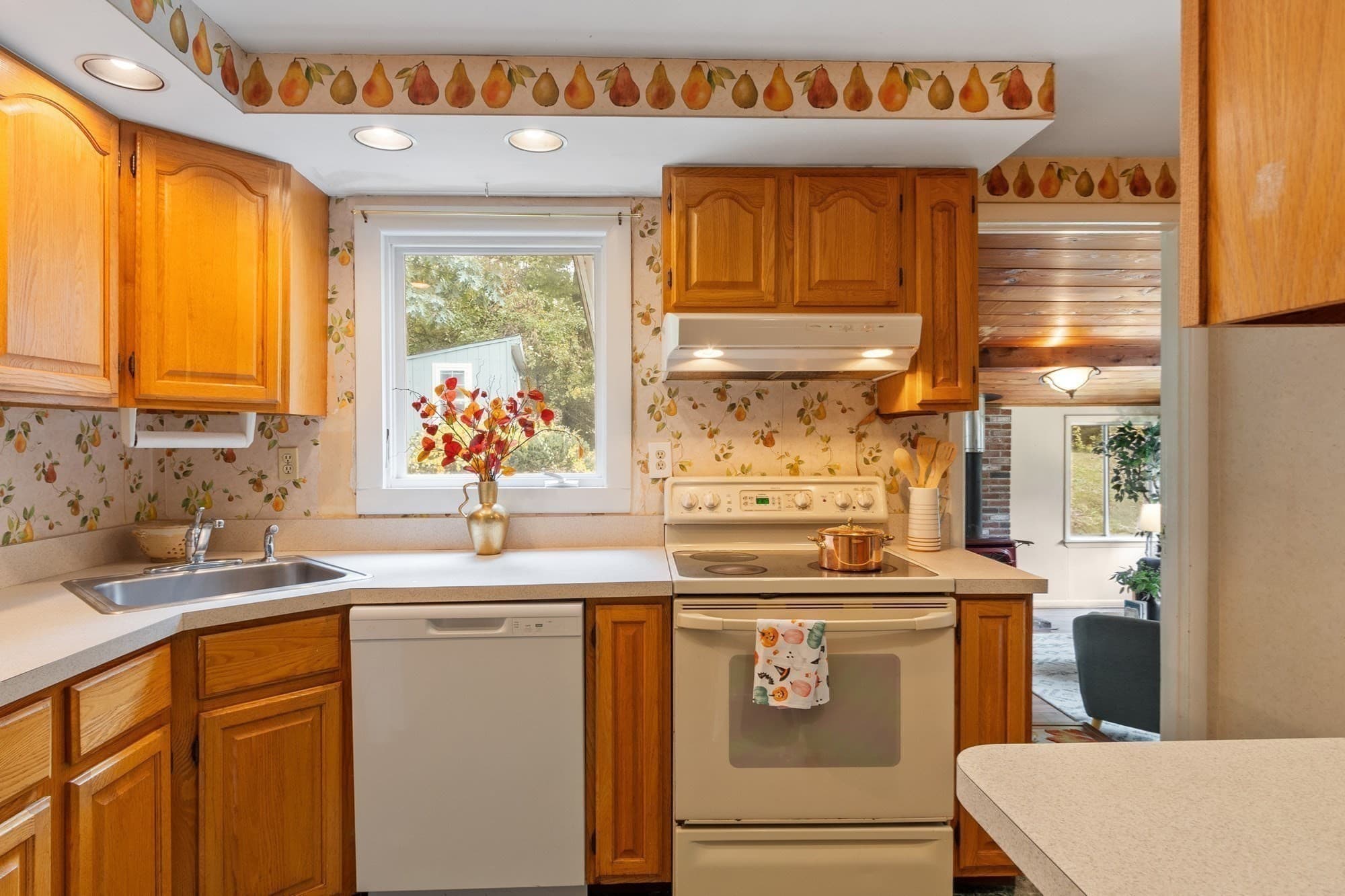 Single Family Residence at 74 Davidson Rd, Boxborough MA 01719, Boxborough, photo 13 of 37
