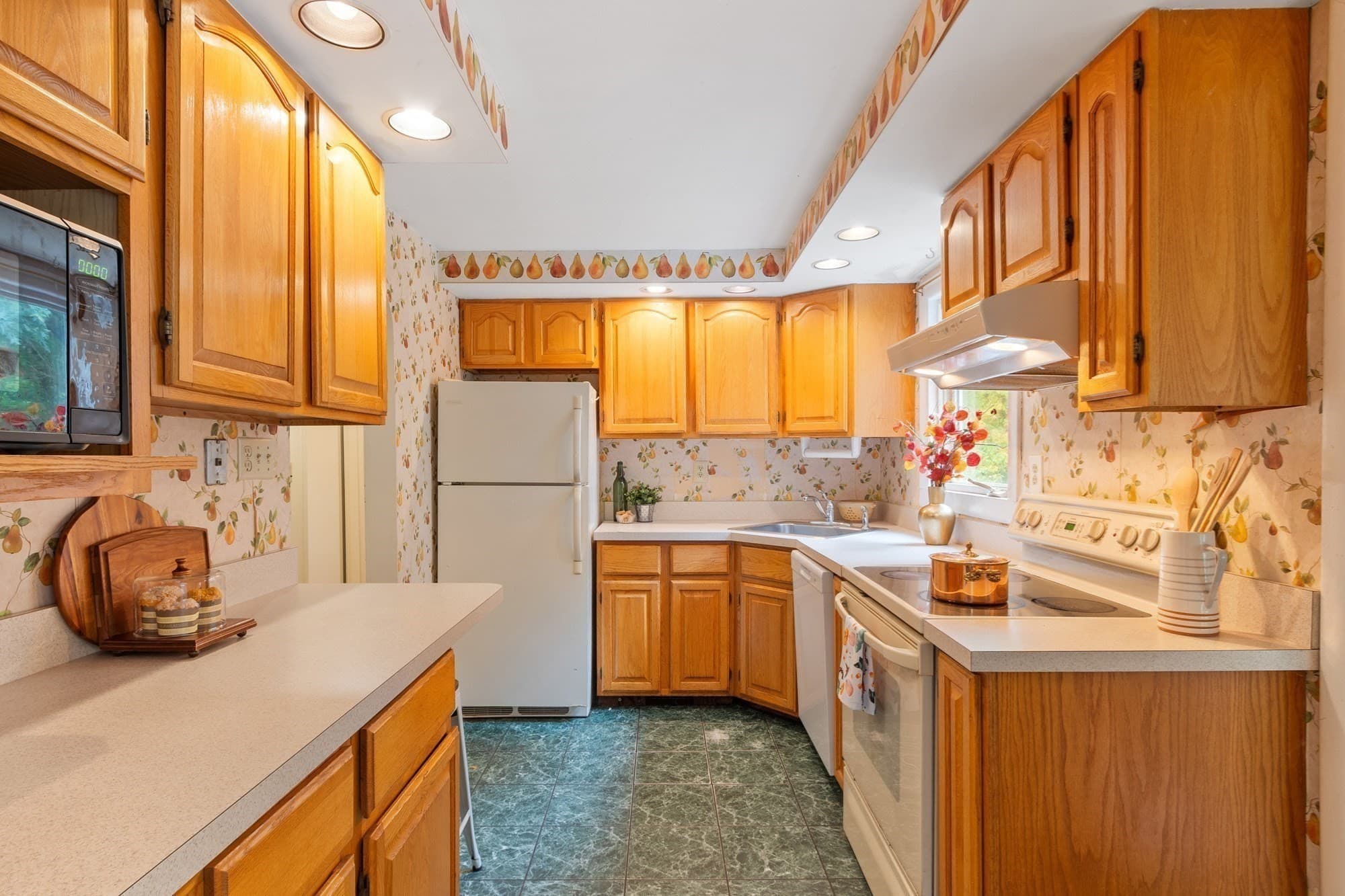 Single Family Residence at 74 Davidson Rd, Boxborough MA 01719, Boxborough, photo 12 of 37