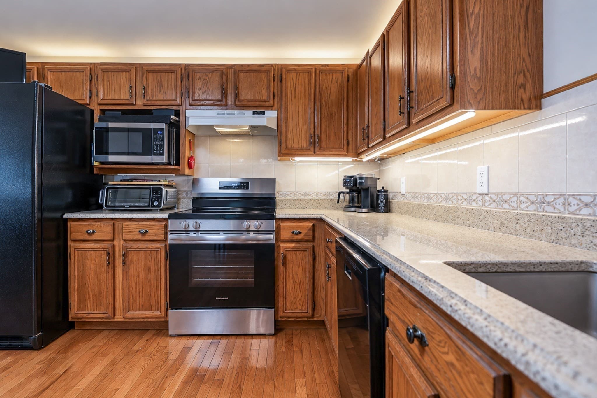 Single Family Residence at 23 Almeda Street, Haverhill MA 01830, Haverhill, photo 12 of 42