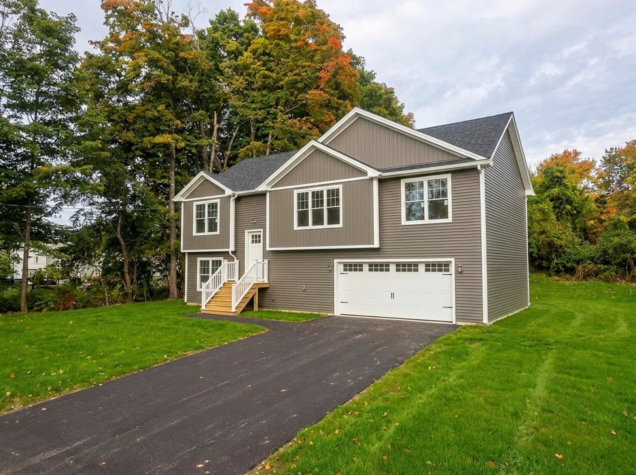 844 Homestead Avenue, Holyoke MA 01040