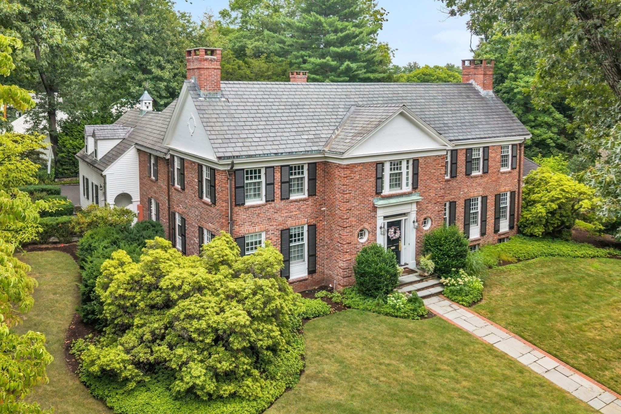 Single Family Residence at 135 Edmunds Road, Wellesley MA 02481, Wellesley, photo 2 of 33