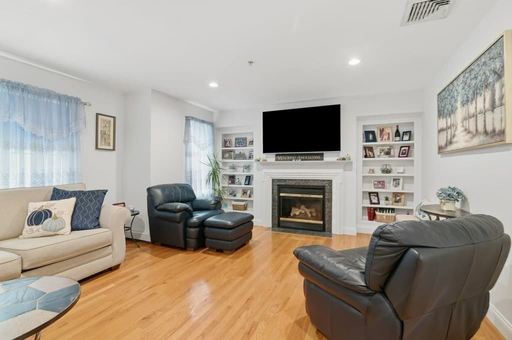 Condominium at 145 Suomi Rd # A2, Quincy MA 02169, Quincy, photo 9 of 39