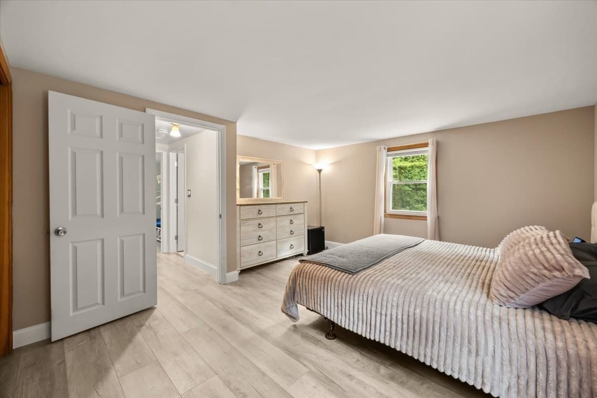 Single Family Residence at 211 Cross St, Hanson MA 02341, Hanson, photo 23 of 32