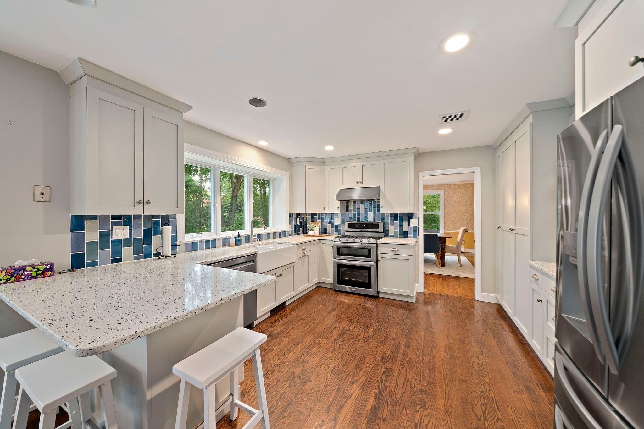 Single Family Residence at 6 Seminole Rd, Canton MA 02021, Canton, photo 4 of 34