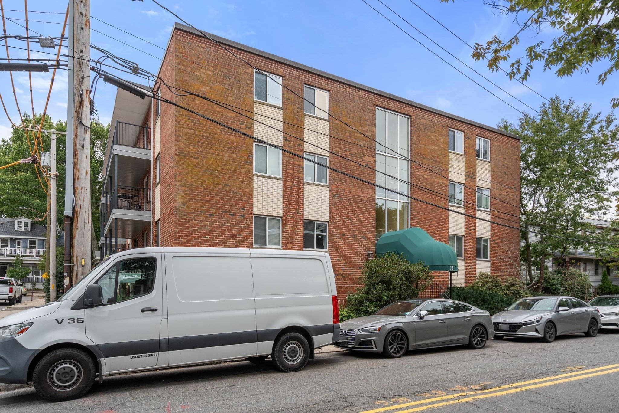 Condominium at 18 Pond St # 1, Boston MA 02130, Boston, photo 3 of 21
