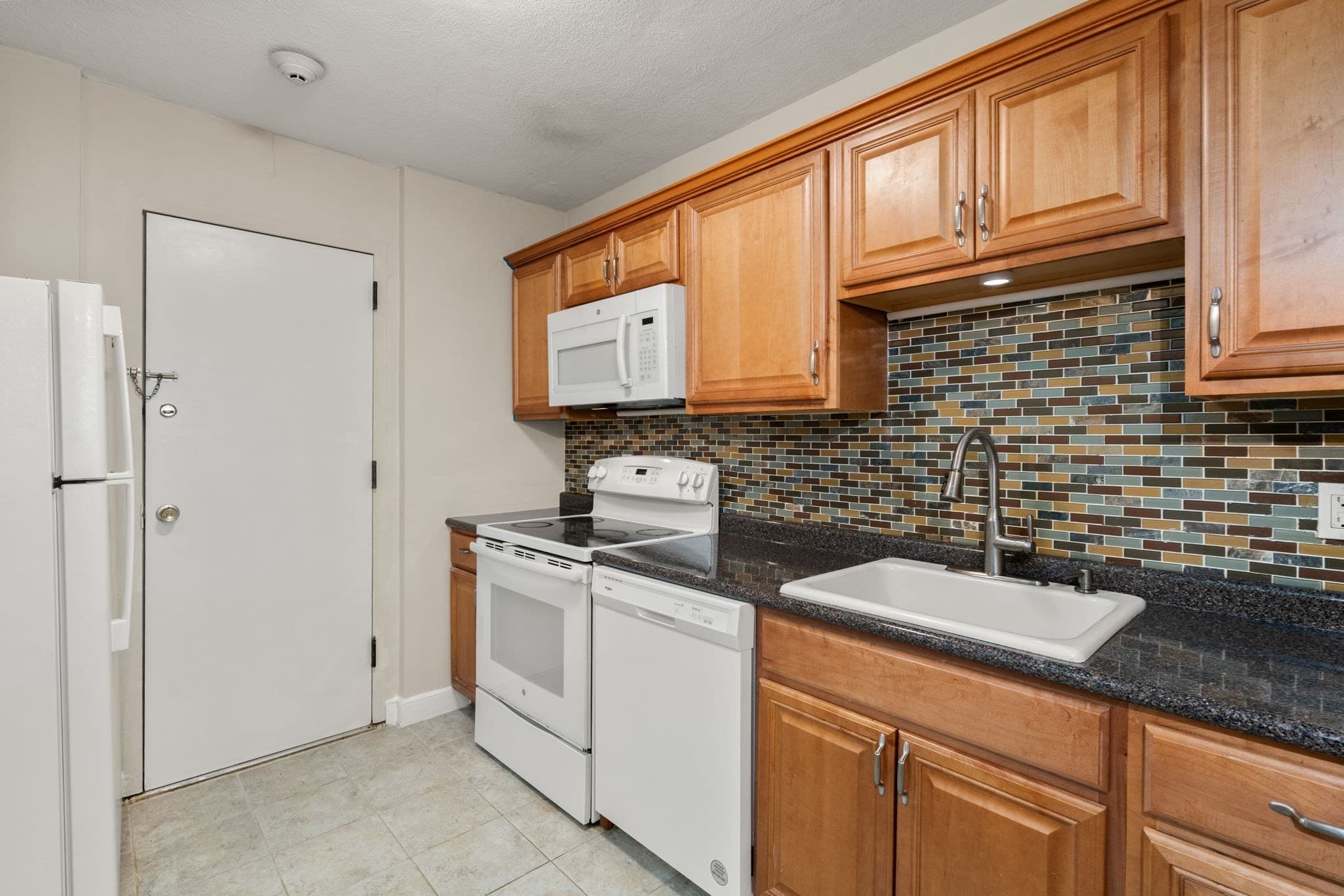 Condominium at 18 Pond St # 1, Boston MA 02130, Boston, photo 8 of 21