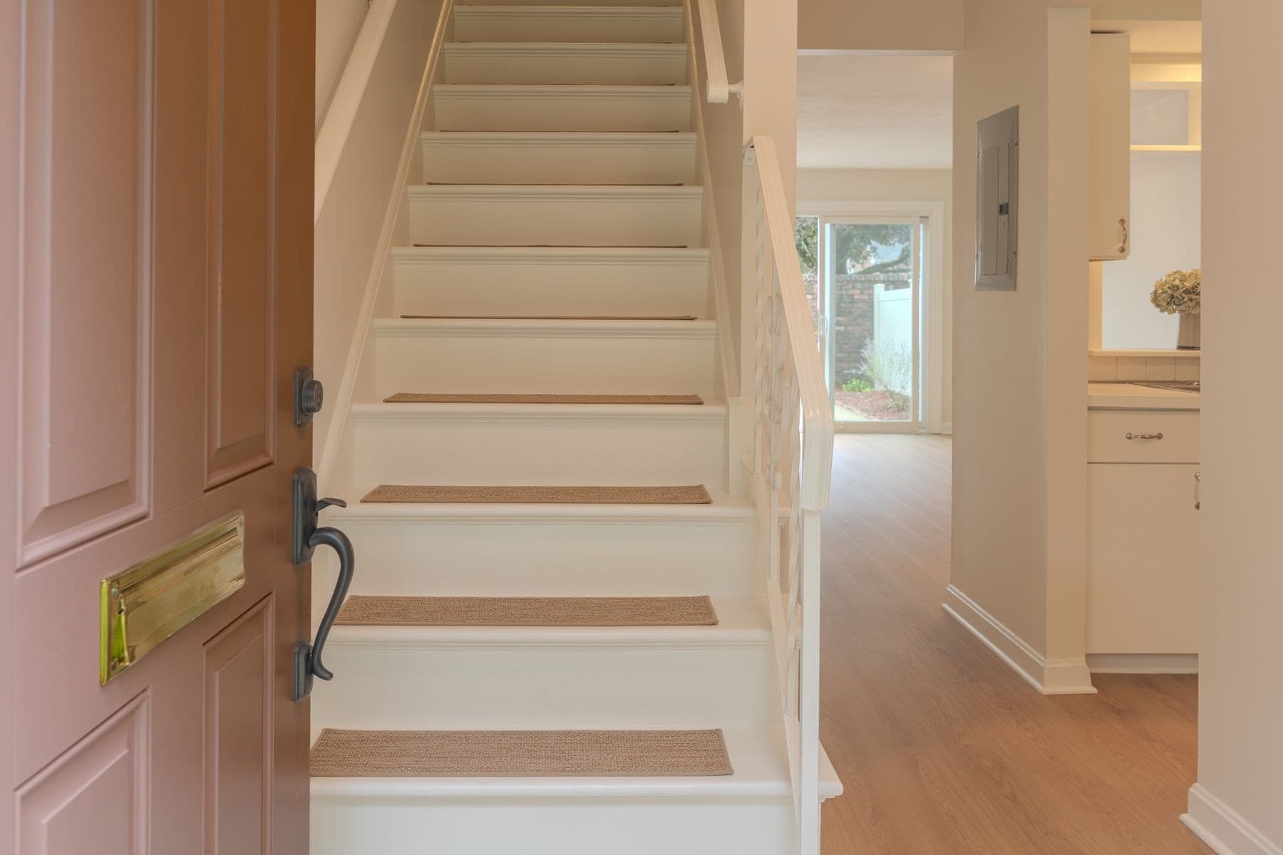 Condominium at 106 Windsor Drive # 106, Framingham MA 01701, Framingham, photo 3 of 22