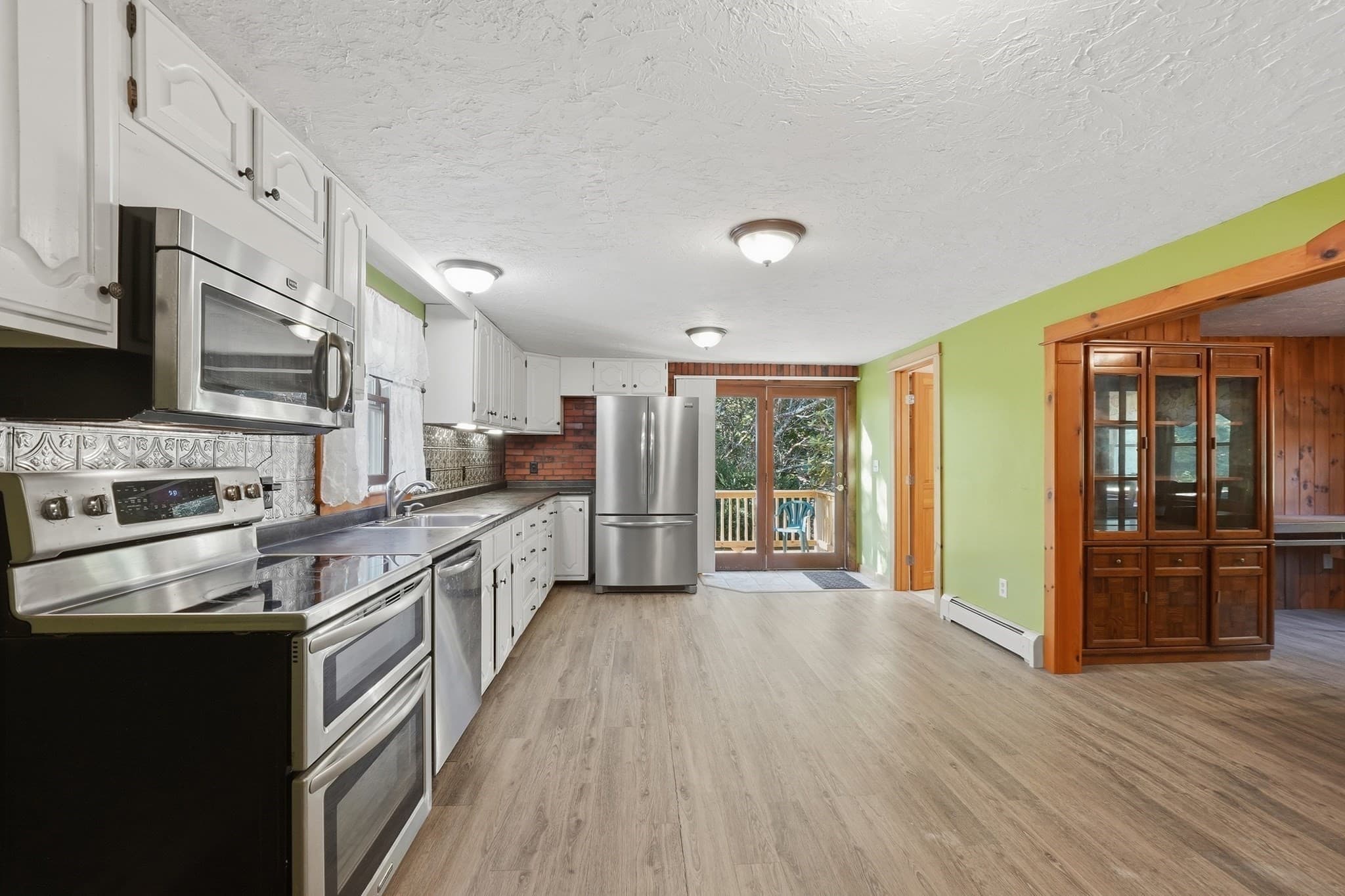 Single Family Residence at 221 Pierce Rd, West Brookfield MA 01585, West Brookfield, photo 7 of 41