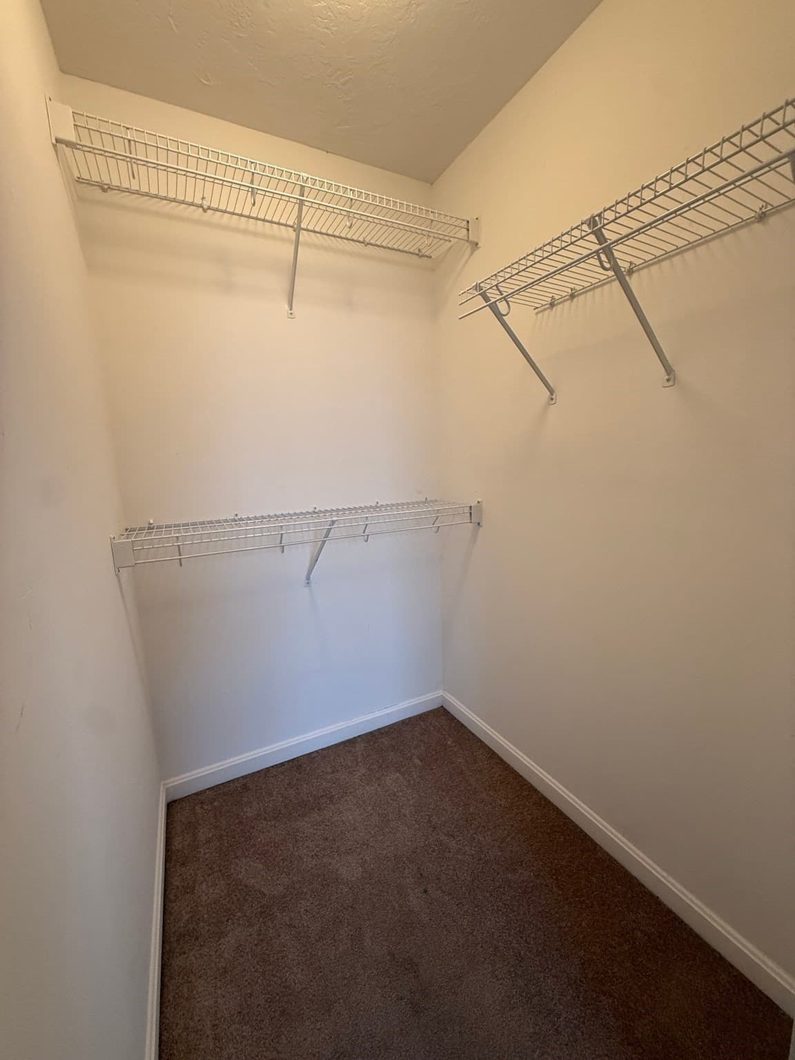 Condominium at 166 Village St # 202, Medway MA 02053, photo 27 of 30