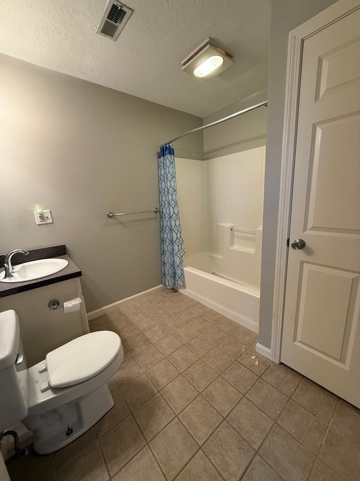Condominium at 166 Village St # 202, Medway MA 02053, photo 17 of 30