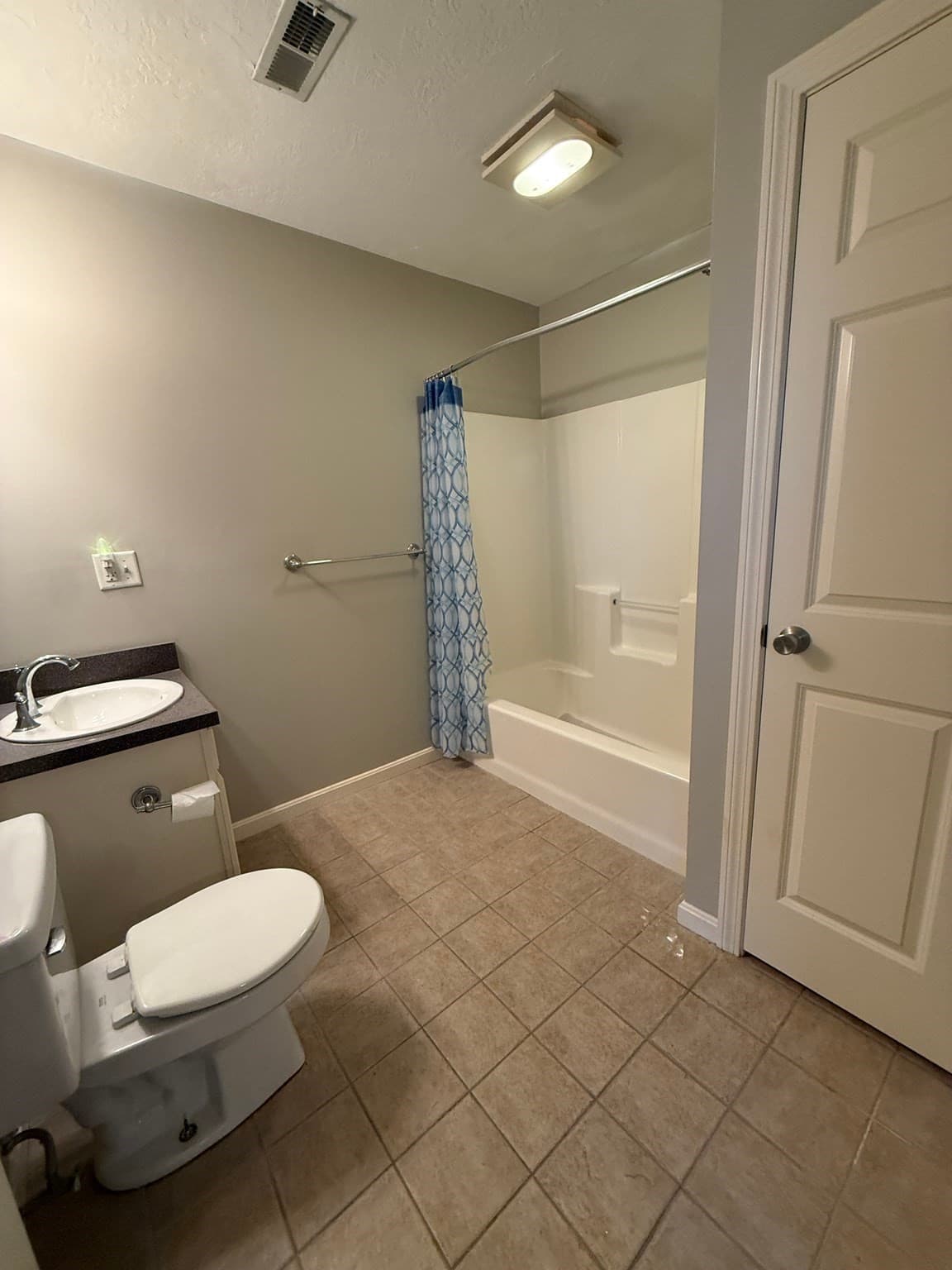 Condominium at 166 Village St # 202, Medway MA 02053, photo 16 of 30