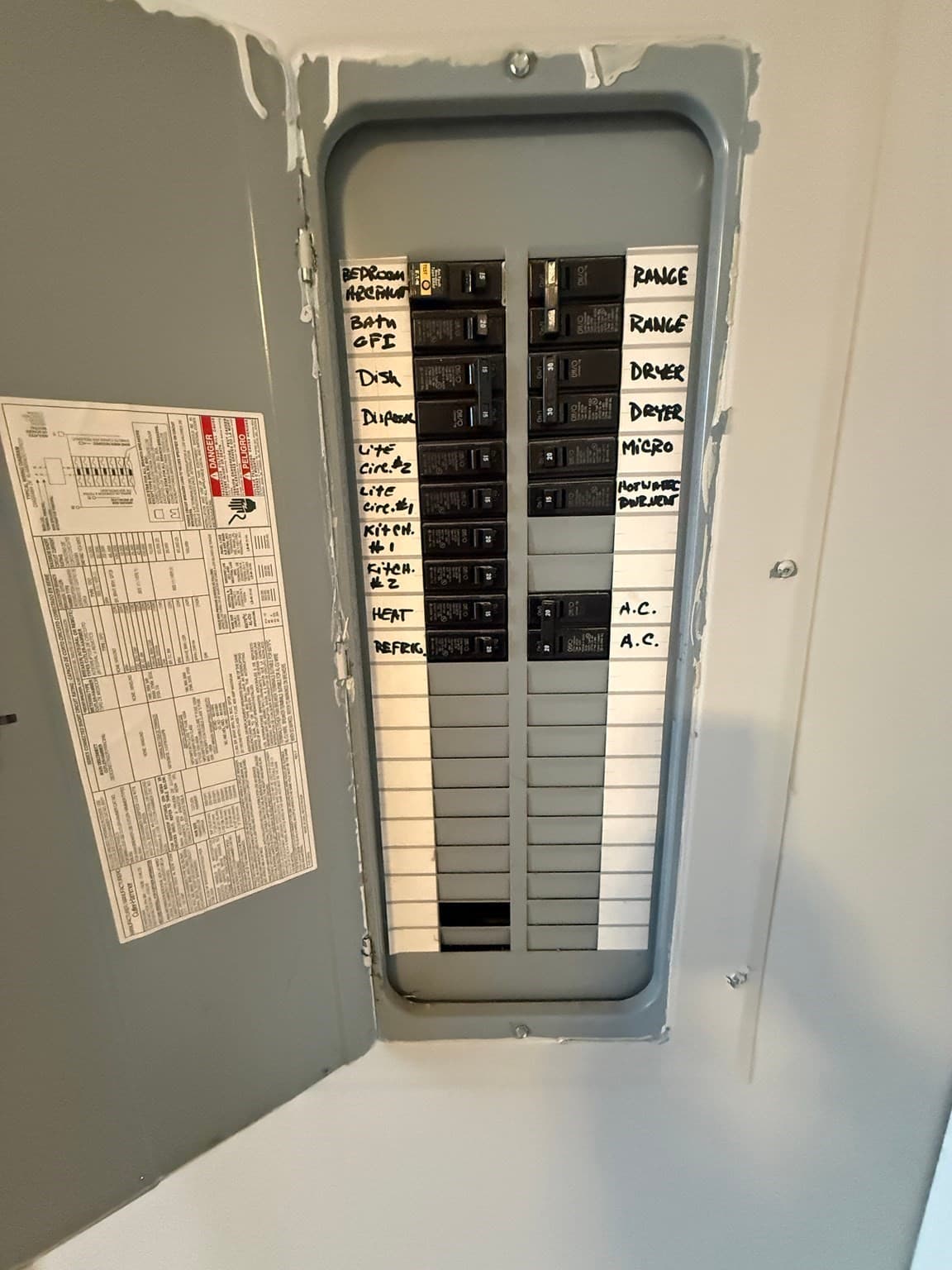 Condominium at 166 Village St # 202, Medway MA 02053, photo 29 of 30