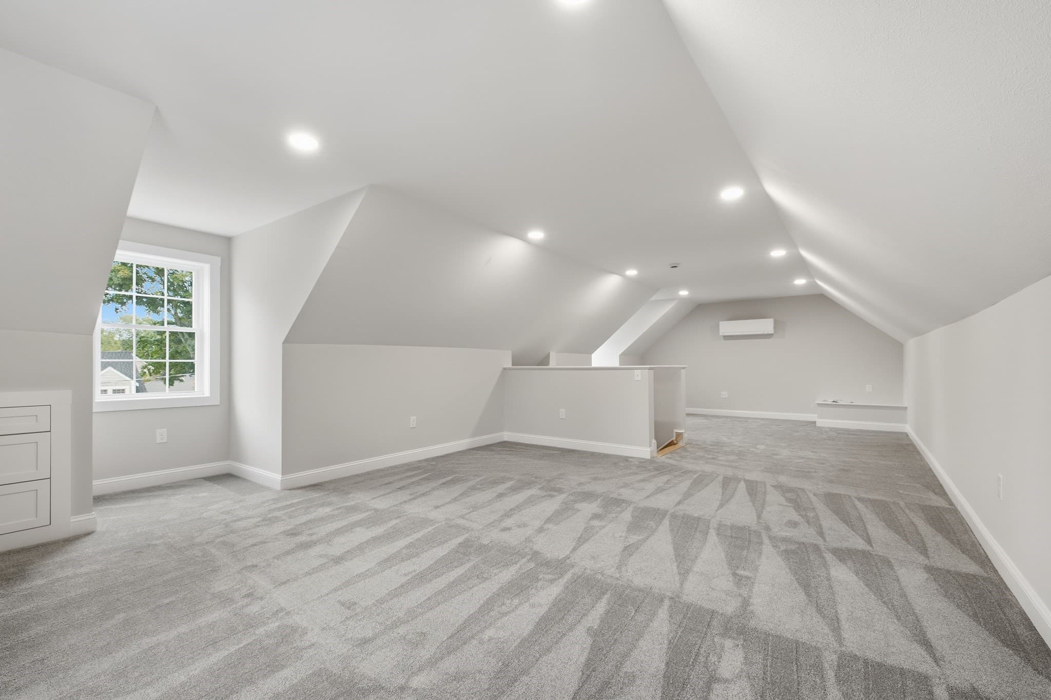 Single Family Residence at 11 Hutchins Circle, Lynnfield MA 01940, Lynnfield, photo 26 of 32