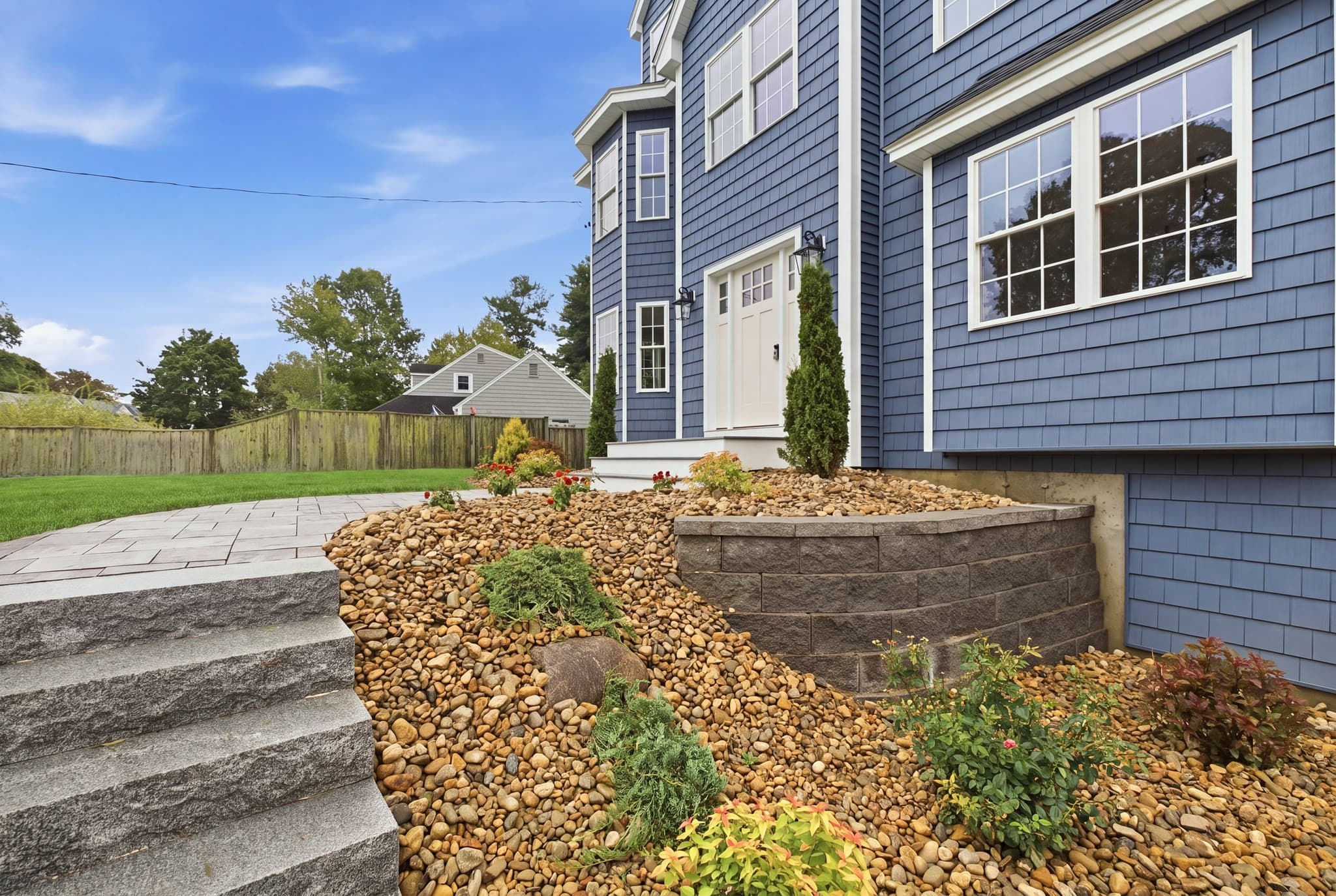 Single Family Residence at 11 Hutchins Circle, Lynnfield MA 01940, Lynnfield, photo 5 of 32