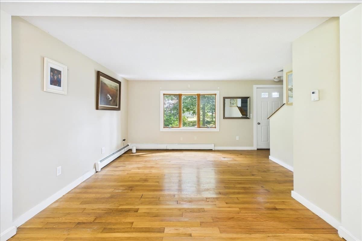 Single Family Residence at 37 Gooseberry Ln, Barnstable MA 02648, Barnstable, photo 6 of 23