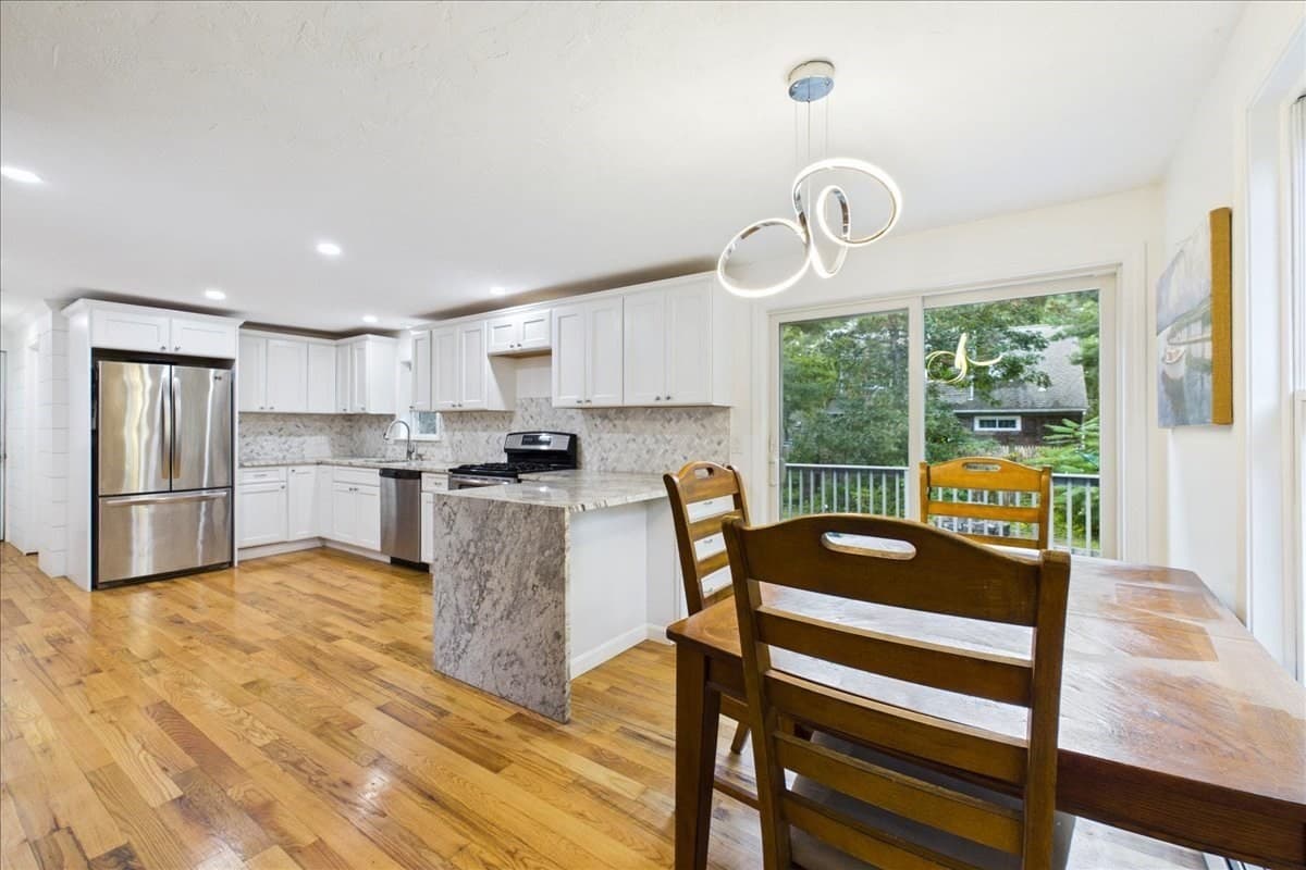 Single Family Residence at 37 Gooseberry Ln, Barnstable MA 02648, Barnstable, photo 7 of 23