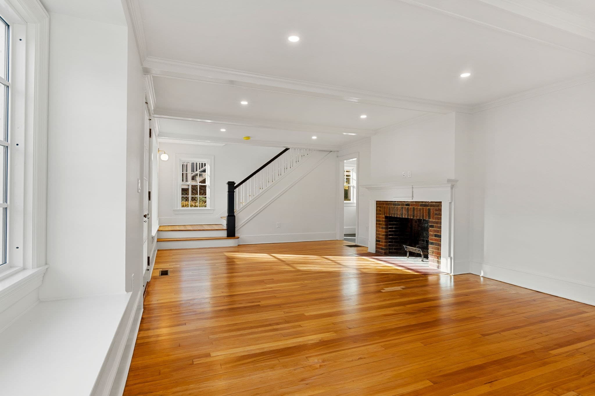 Single Family Residence at 72 Berwick St, Worcester MA 01602, Worcester, photo 23 of 42