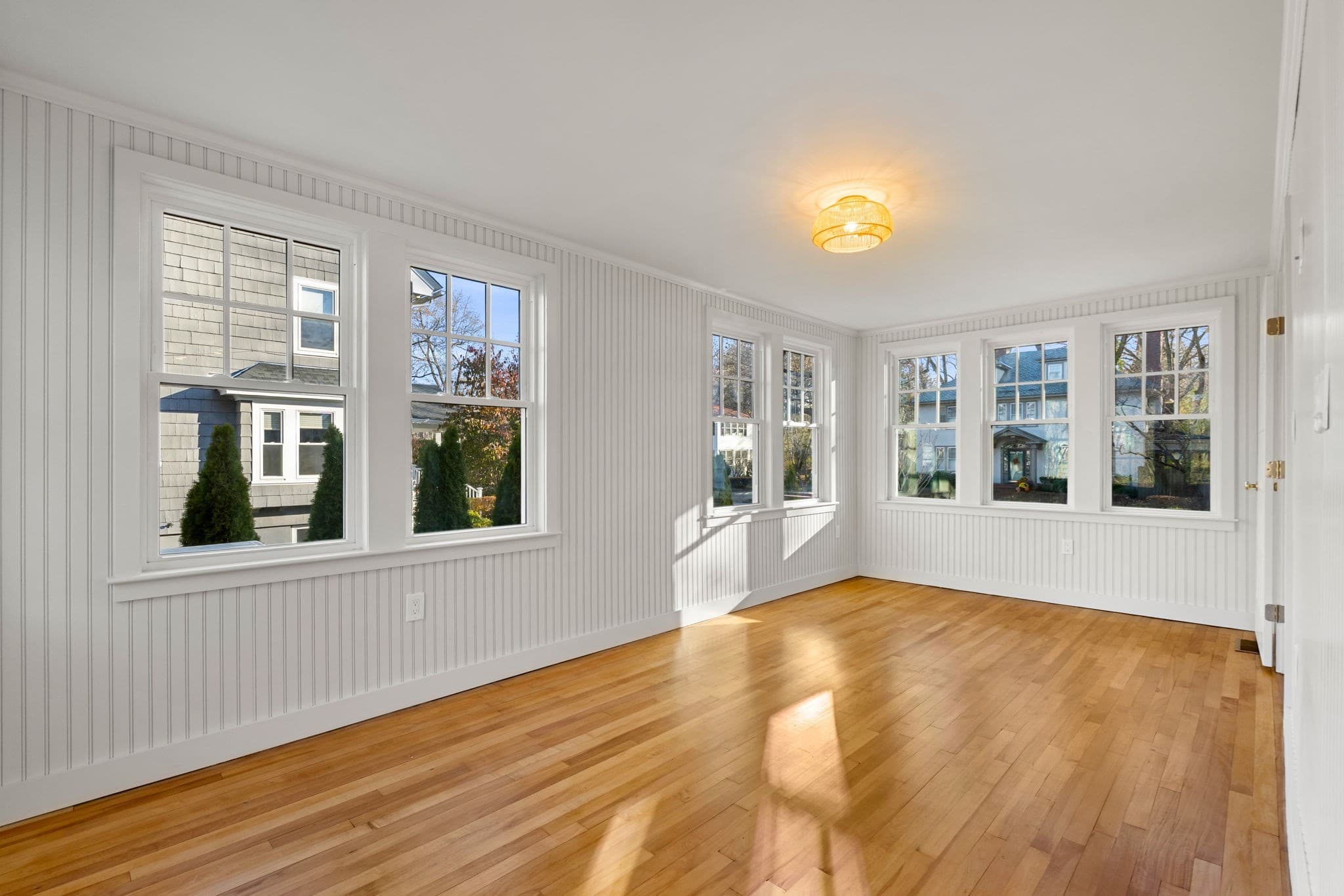 Single Family Residence at 72 Berwick St, Worcester MA 01602, Worcester, photo 33 of 42