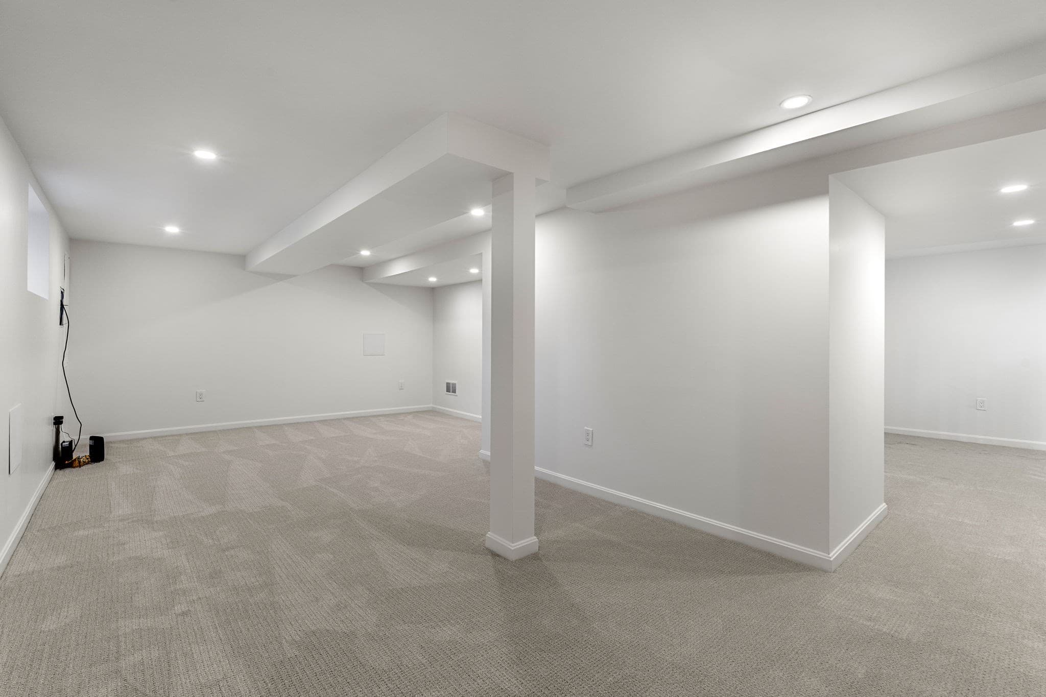 Single Family Residence at 72 Berwick St, Worcester MA 01602, Worcester, photo 37 of 42