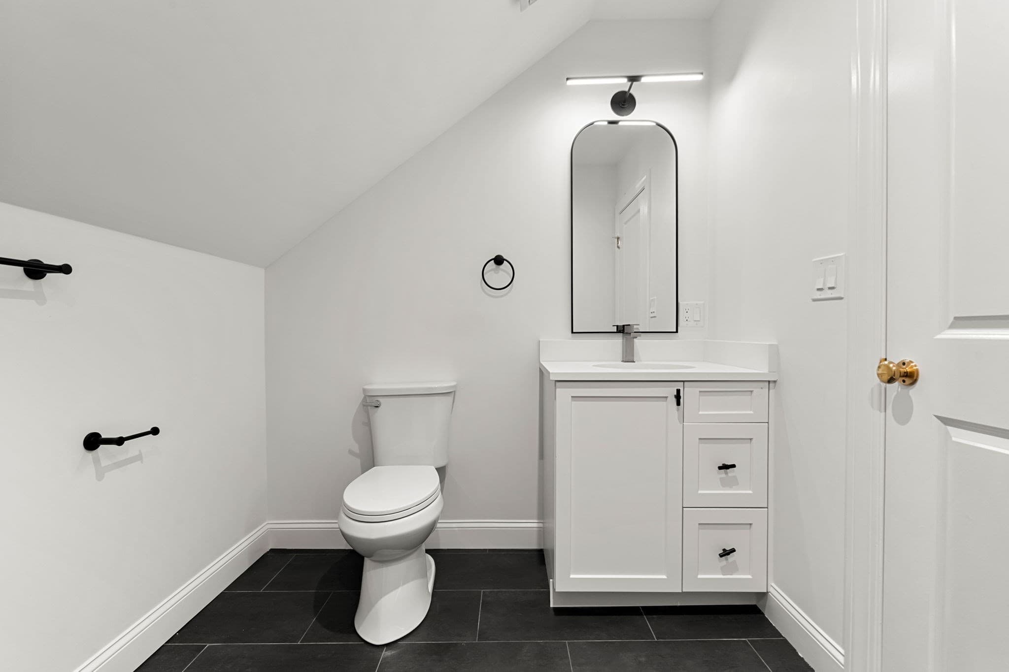 Single Family Residence at 72 Berwick St, Worcester MA 01602, Worcester, photo 19 of 42