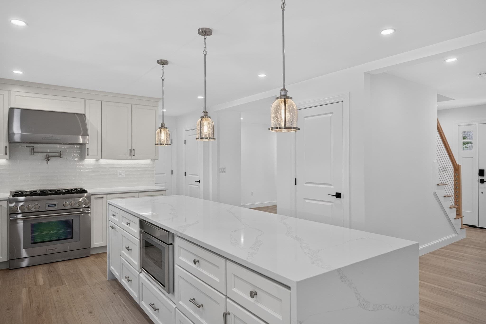 Single Family Residence at 9 Estrella Ln, Falmouth MA 02536, Falmouth, photo 3 of 42