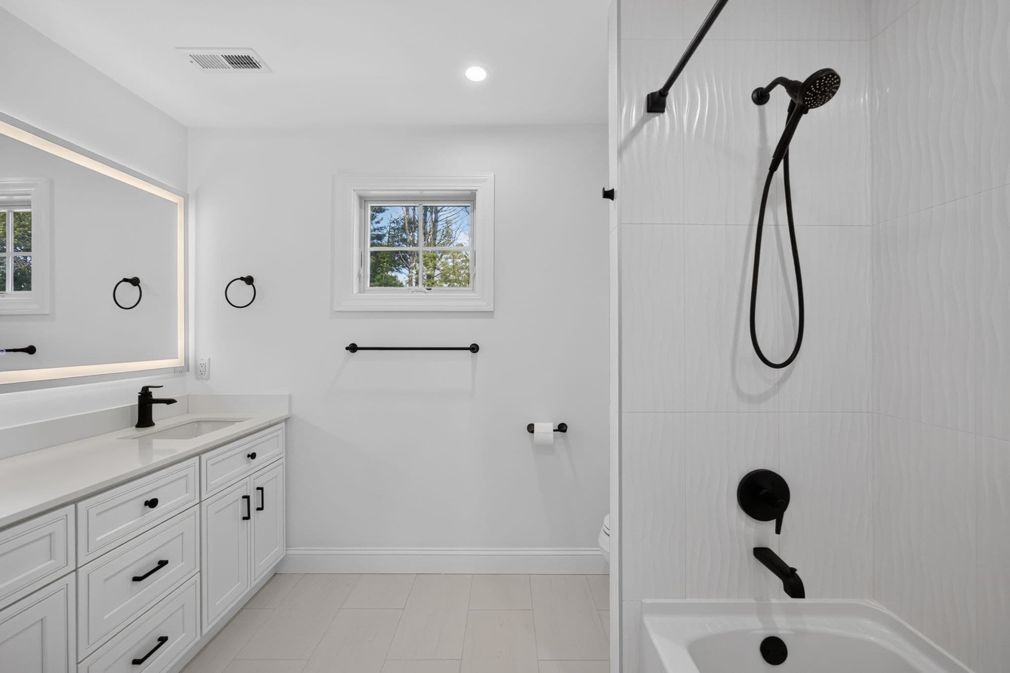 Single Family Residence at 9 Estrella Ln, Falmouth MA 02536, Falmouth, photo 28 of 42