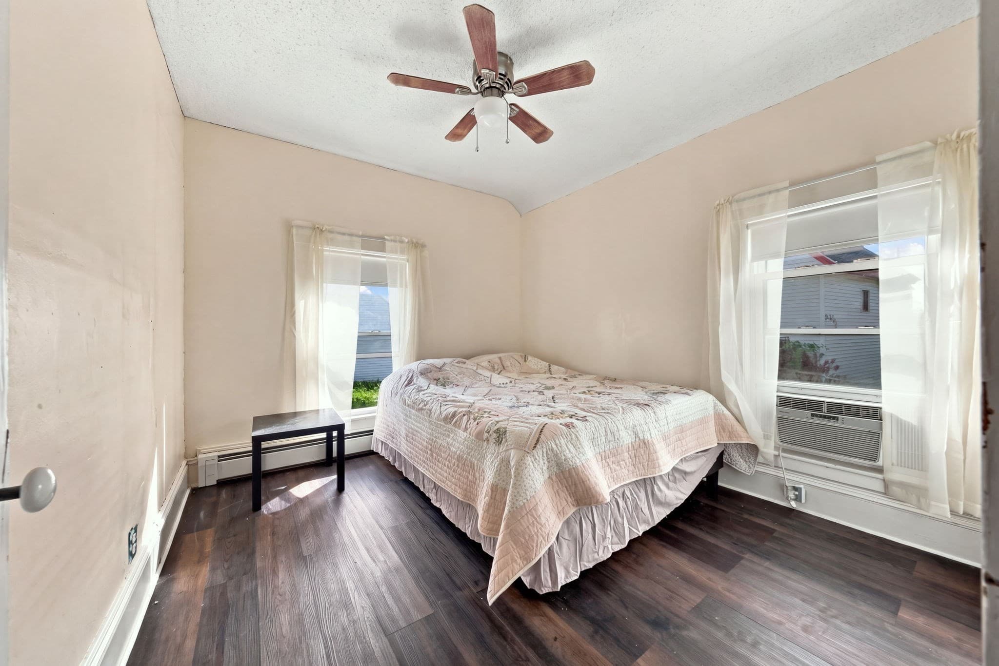 Single Family Residence at 15 Otis St, Lowell MA 01852, Lowell, photo 13 of 18