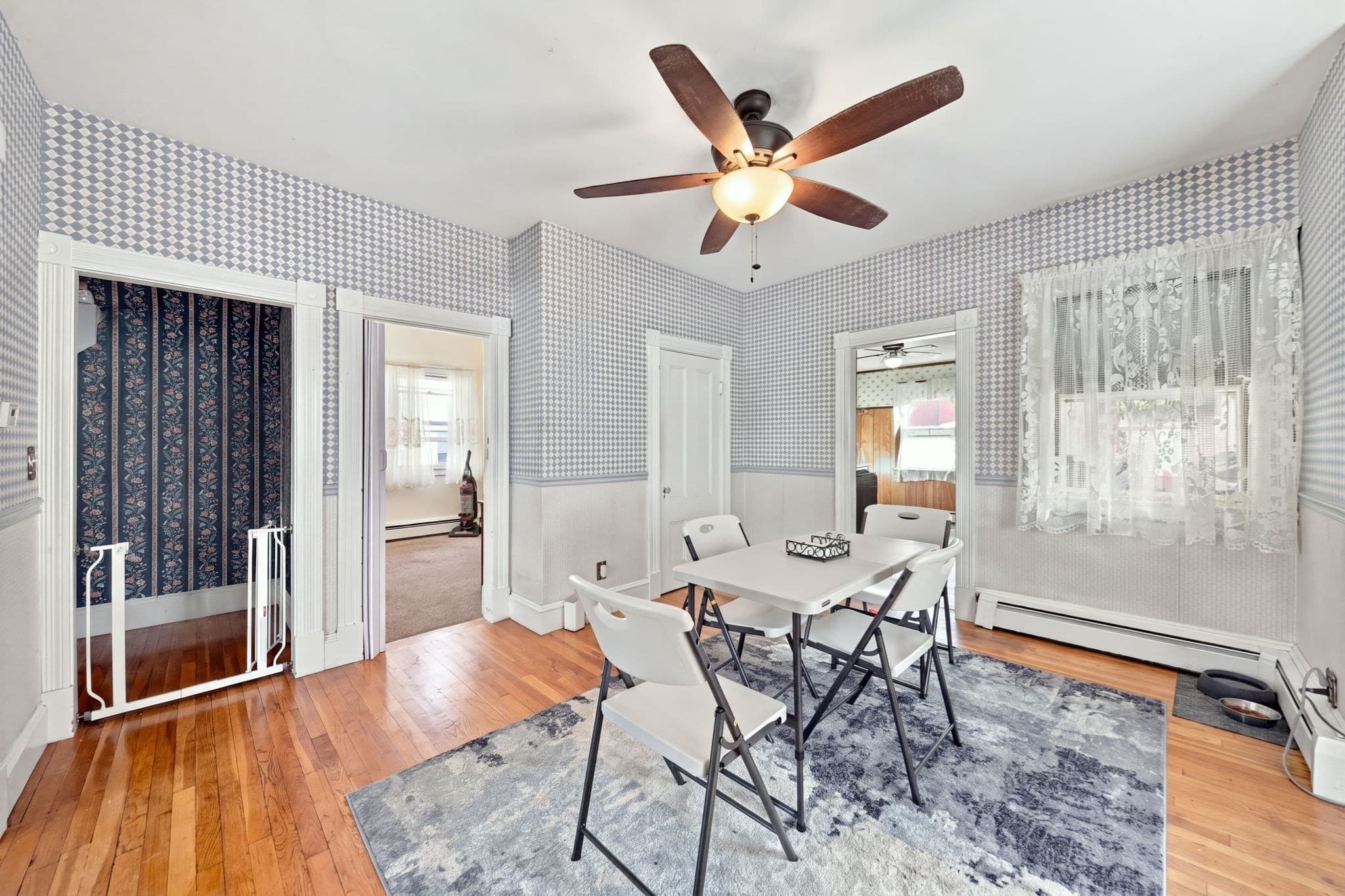 Single Family Residence at 15 Otis St, Lowell MA 01852, Lowell, photo 5 of 18