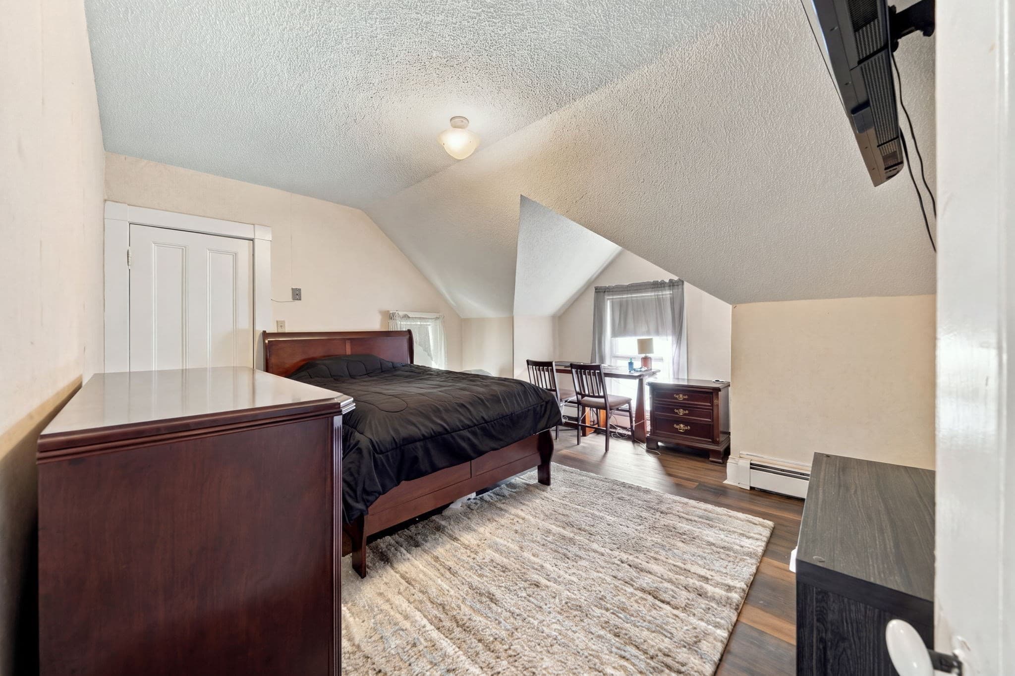 Single Family Residence at 15 Otis St, Lowell MA 01852, Lowell, photo 10 of 18