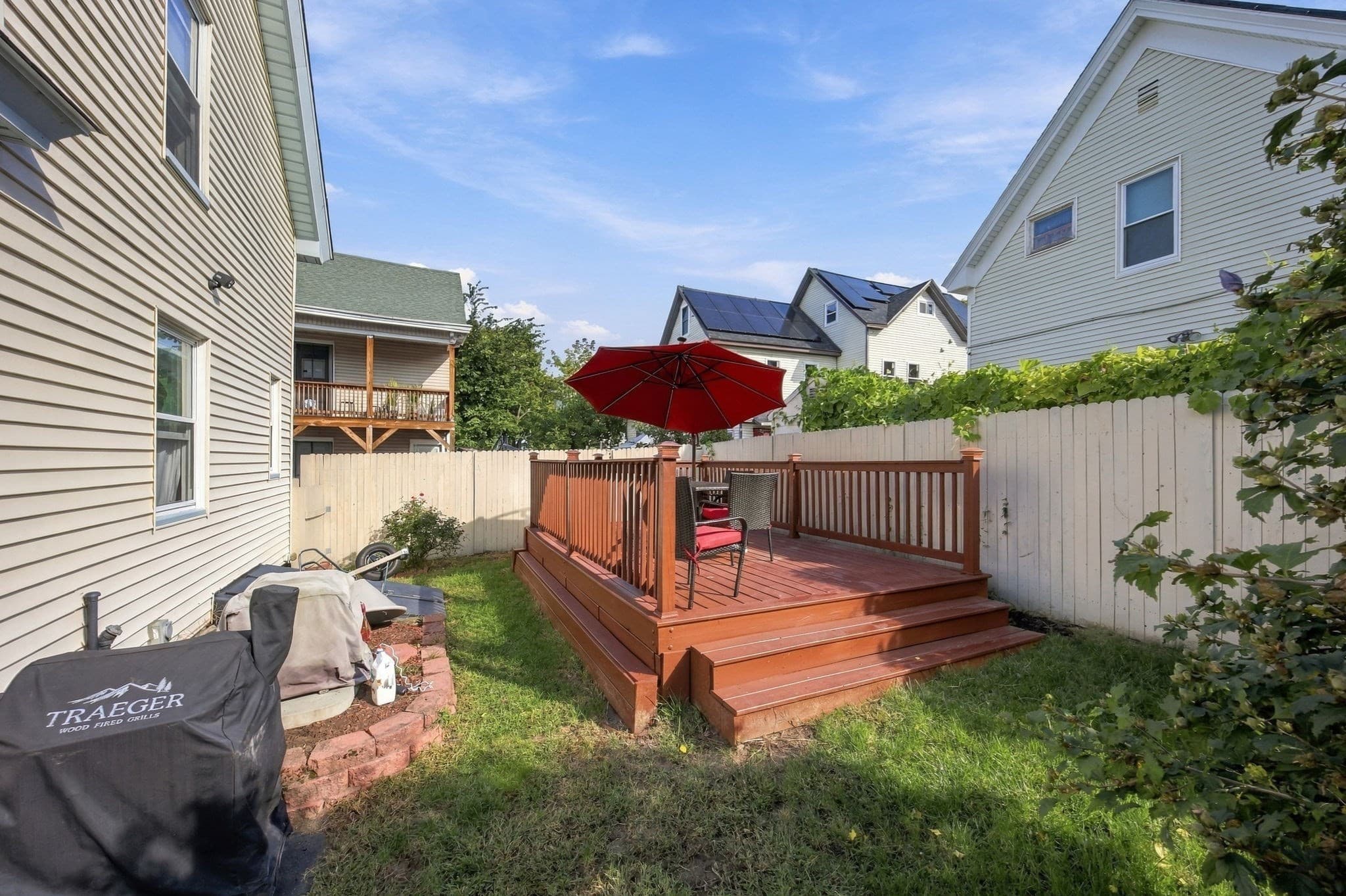 Single Family Residence at 15 Otis St, Lowell MA 01852, Lowell, photo 15 of 18