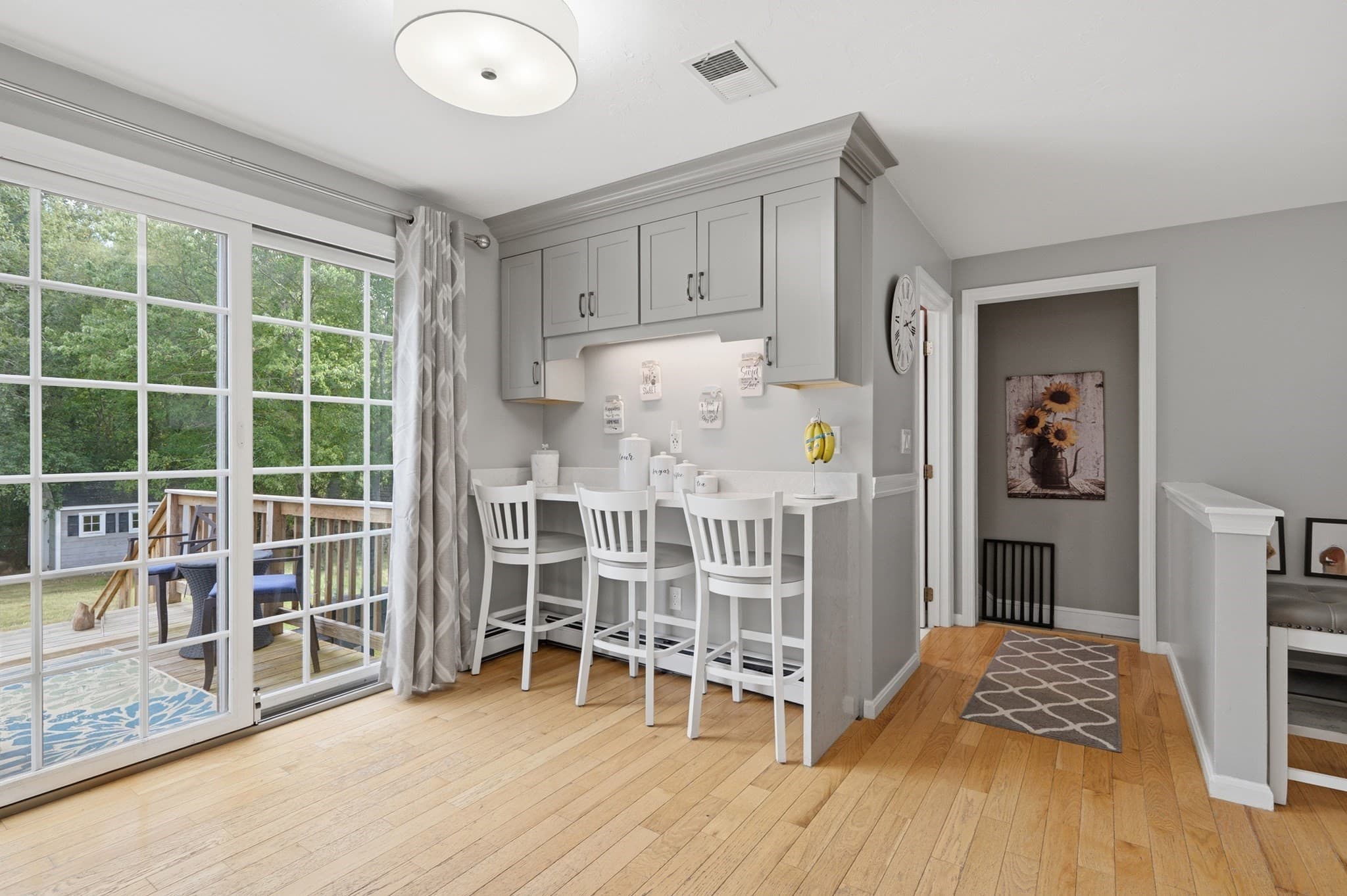 Single Family Residence at 15 Bird Rd, Mansfield MA 02048, Mansfield, photo 10 of 42