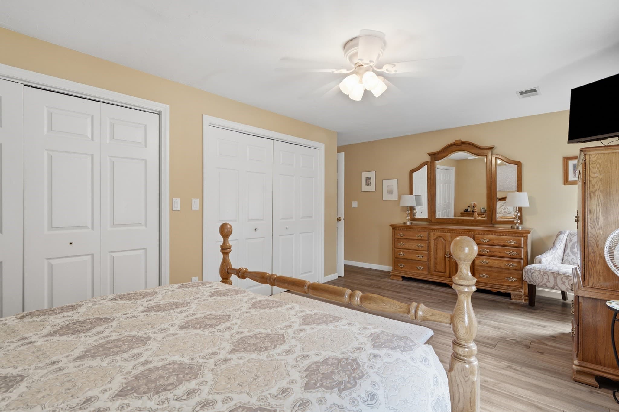 Single Family Residence at 15 Bird Rd, Mansfield MA 02048, Mansfield, photo 29 of 42