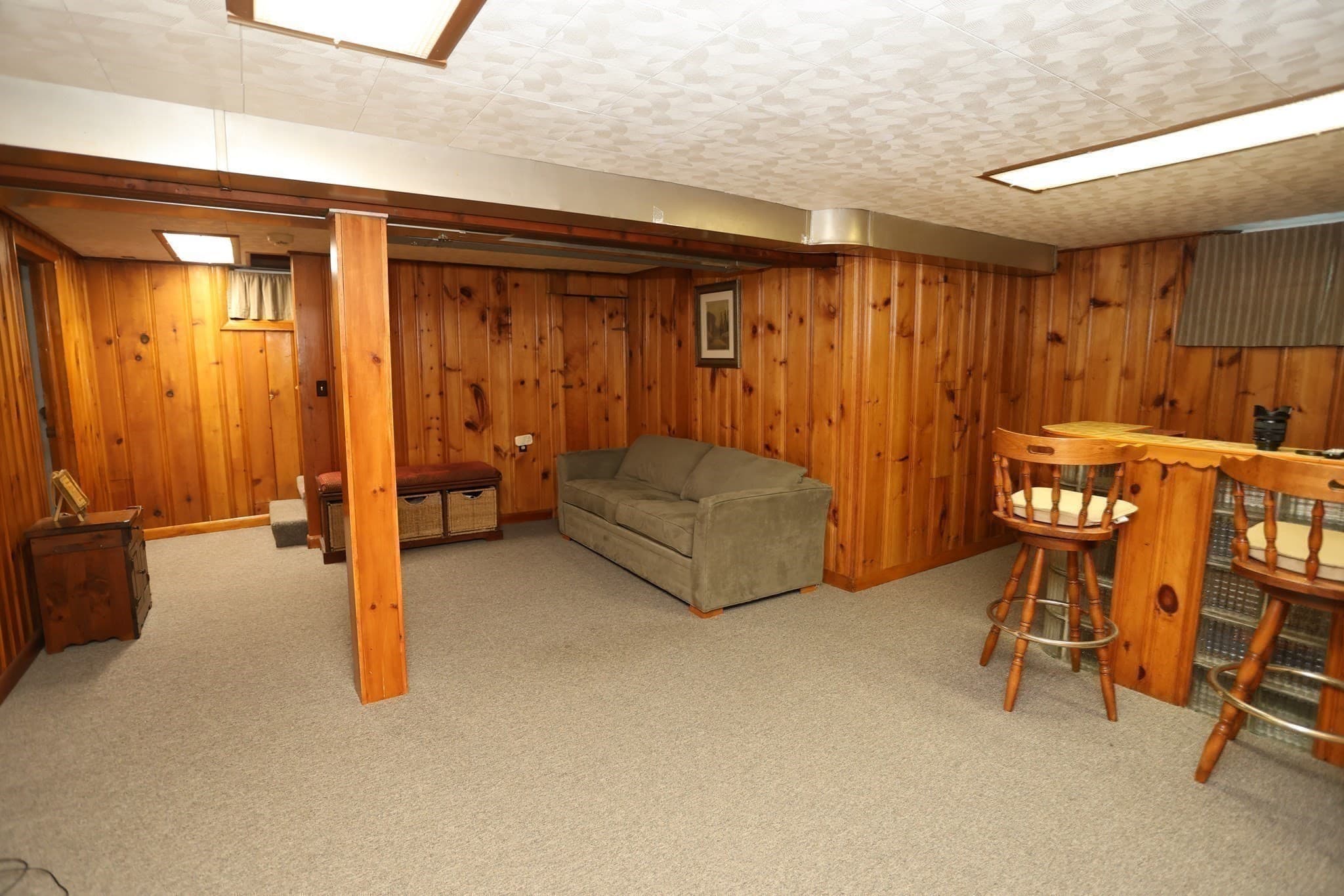 Single Family Residence at 106 N Brook Rd, Springfield MA 01119, Springfield, photo 33 of 37