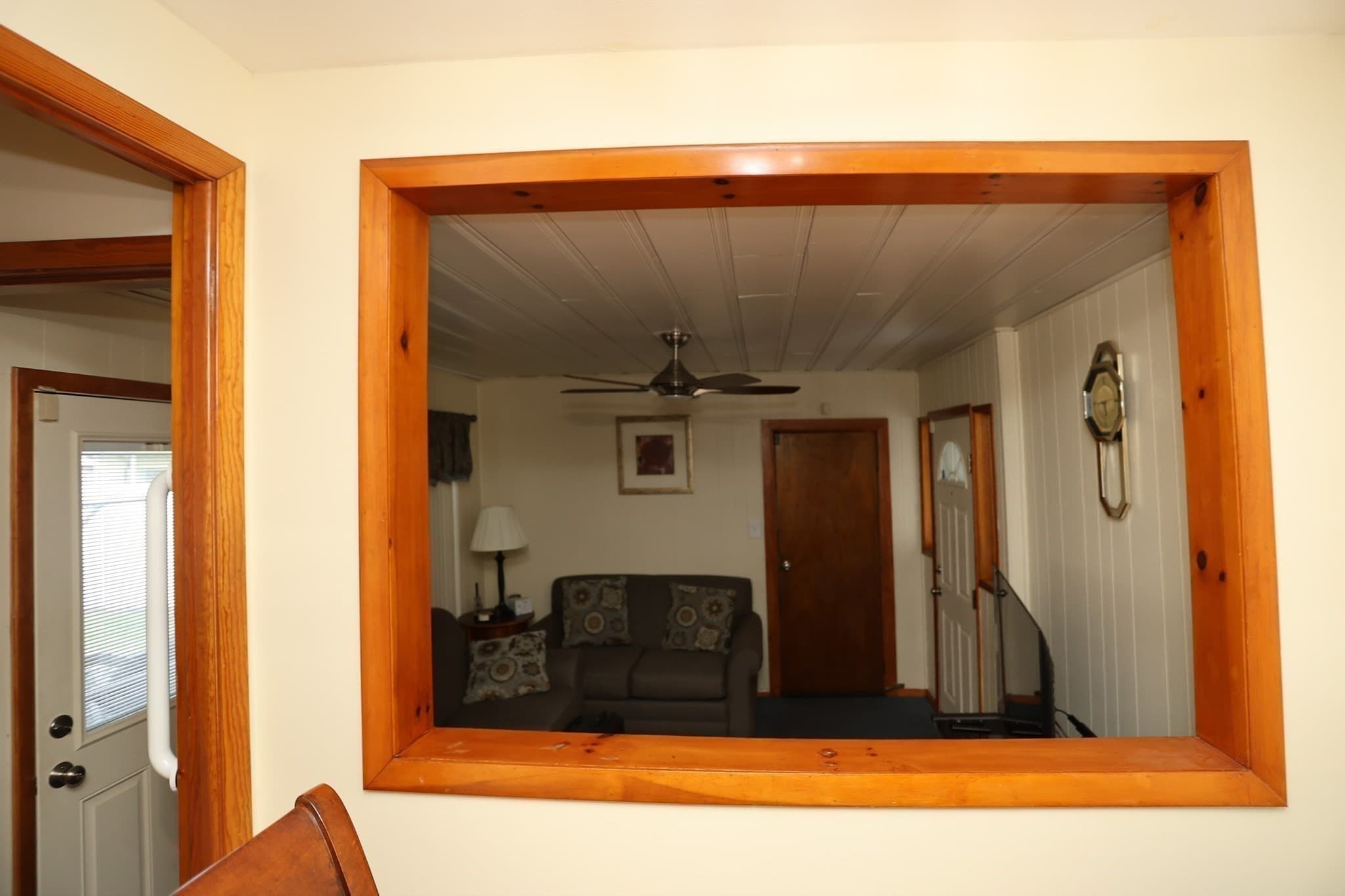 Single Family Residence at 106 N Brook Rd, Springfield MA 01119, Springfield, photo 14 of 37