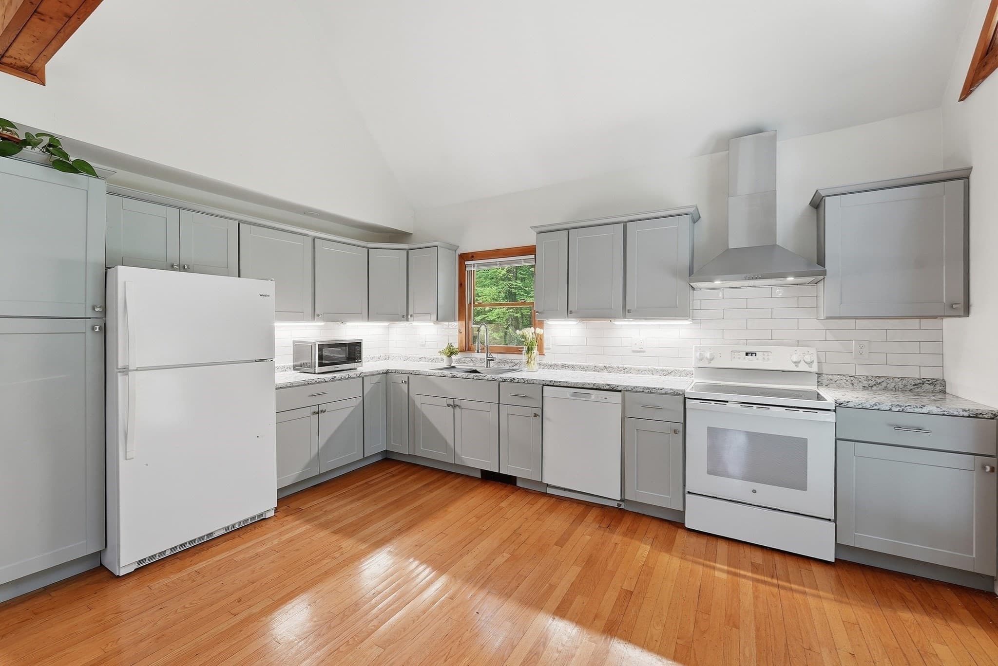Single Family Residence at 4 Jackson Hill Rd, Leverett MA 01054, Leverett, photo 3 of 22