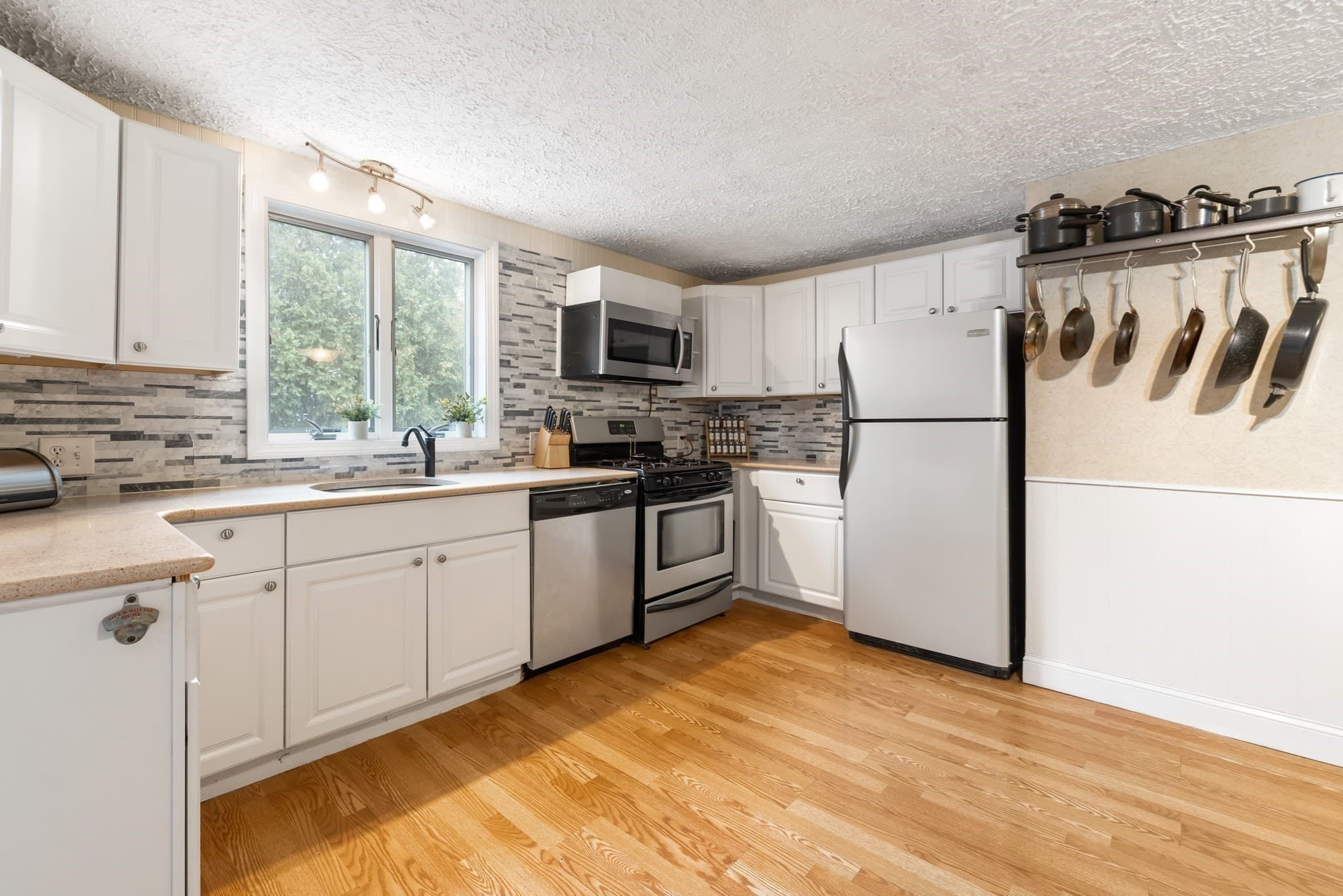 Single Family Residence at 37 Winter St, Wayland MA 01778, Wayland, photo 9 of 33