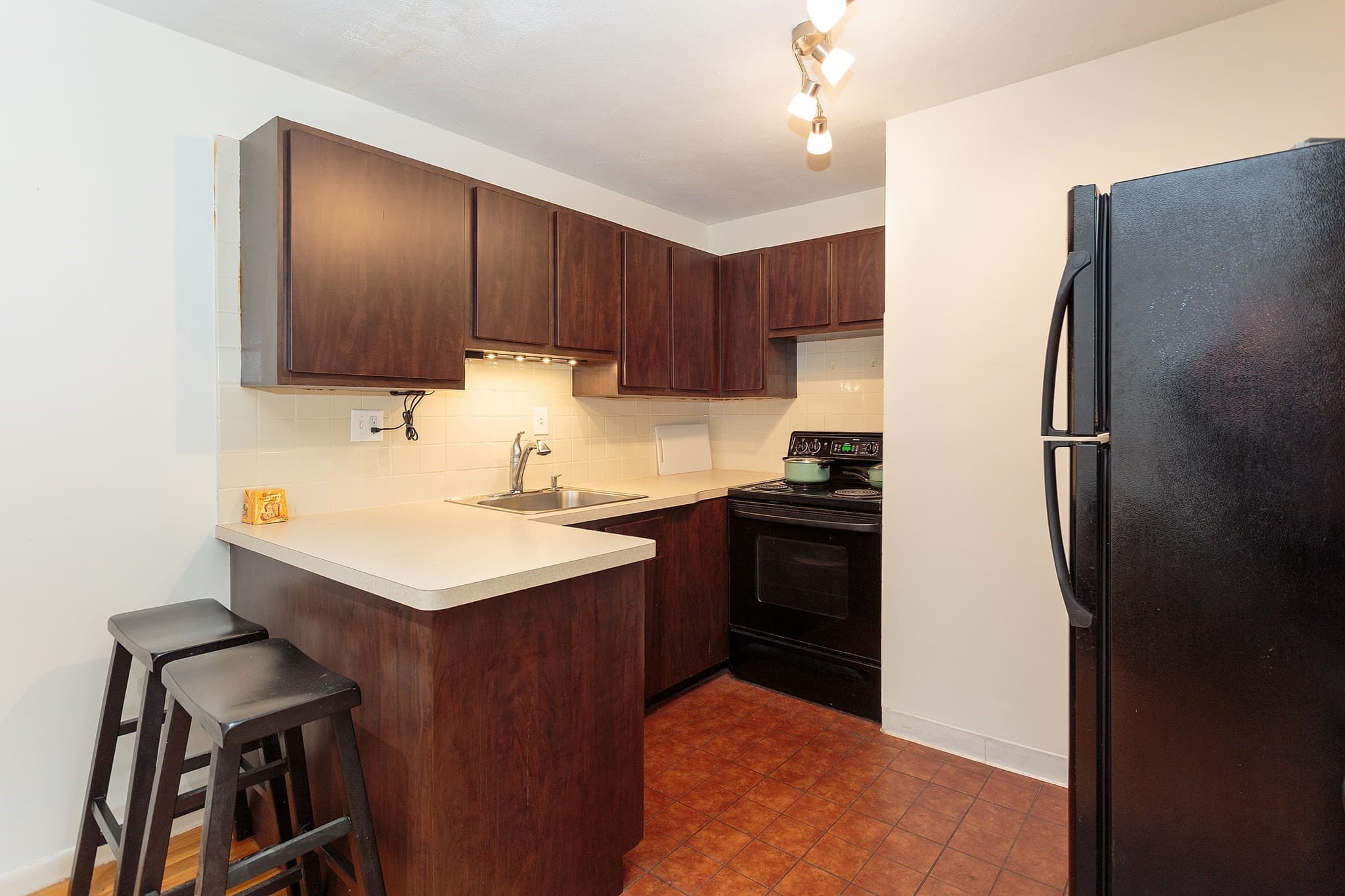 Condominium at 50 Seymour St # 15, Boston MA 02131, Boston, photo 7 of 16