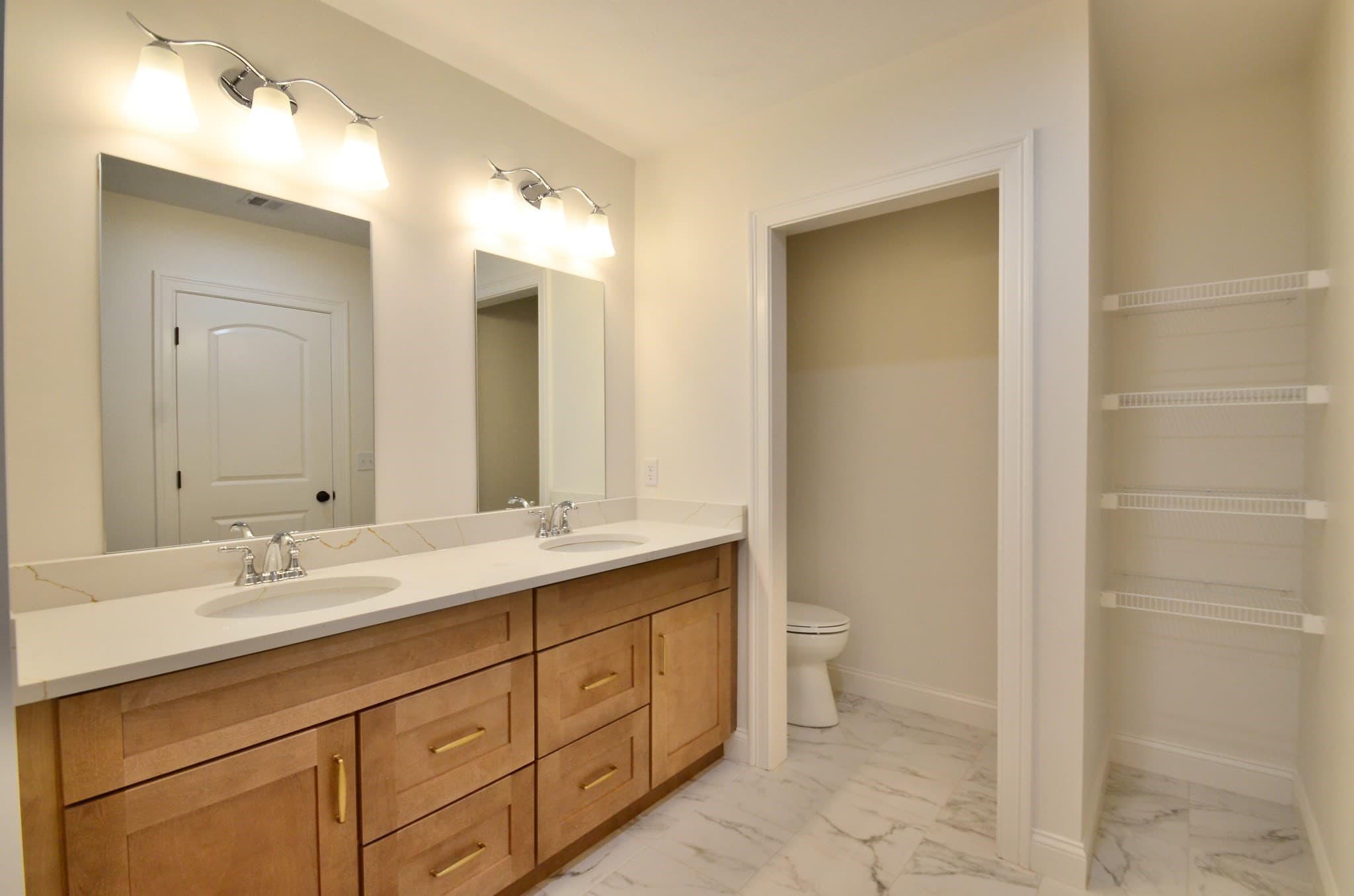 Single Family Residence at 21C Crownshield # 21C, Uxbridge MA 01569, Uxbridge, photo 18 of 21