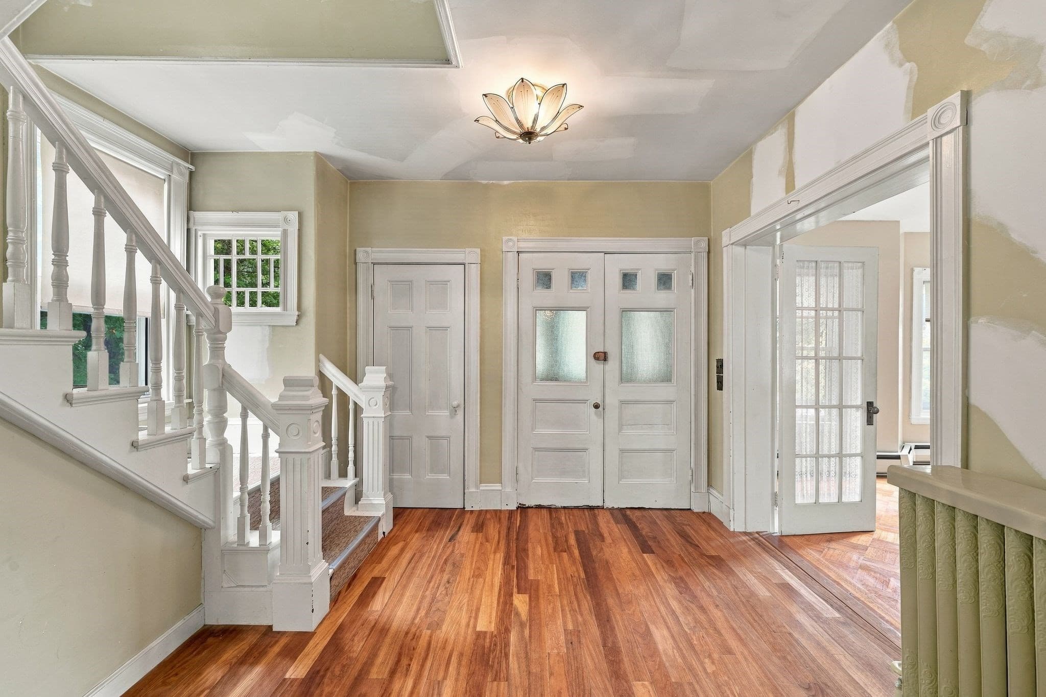 Single Family Residence at 36 Hastings St, Boston MA 02132, Boston, photo 7 of 42