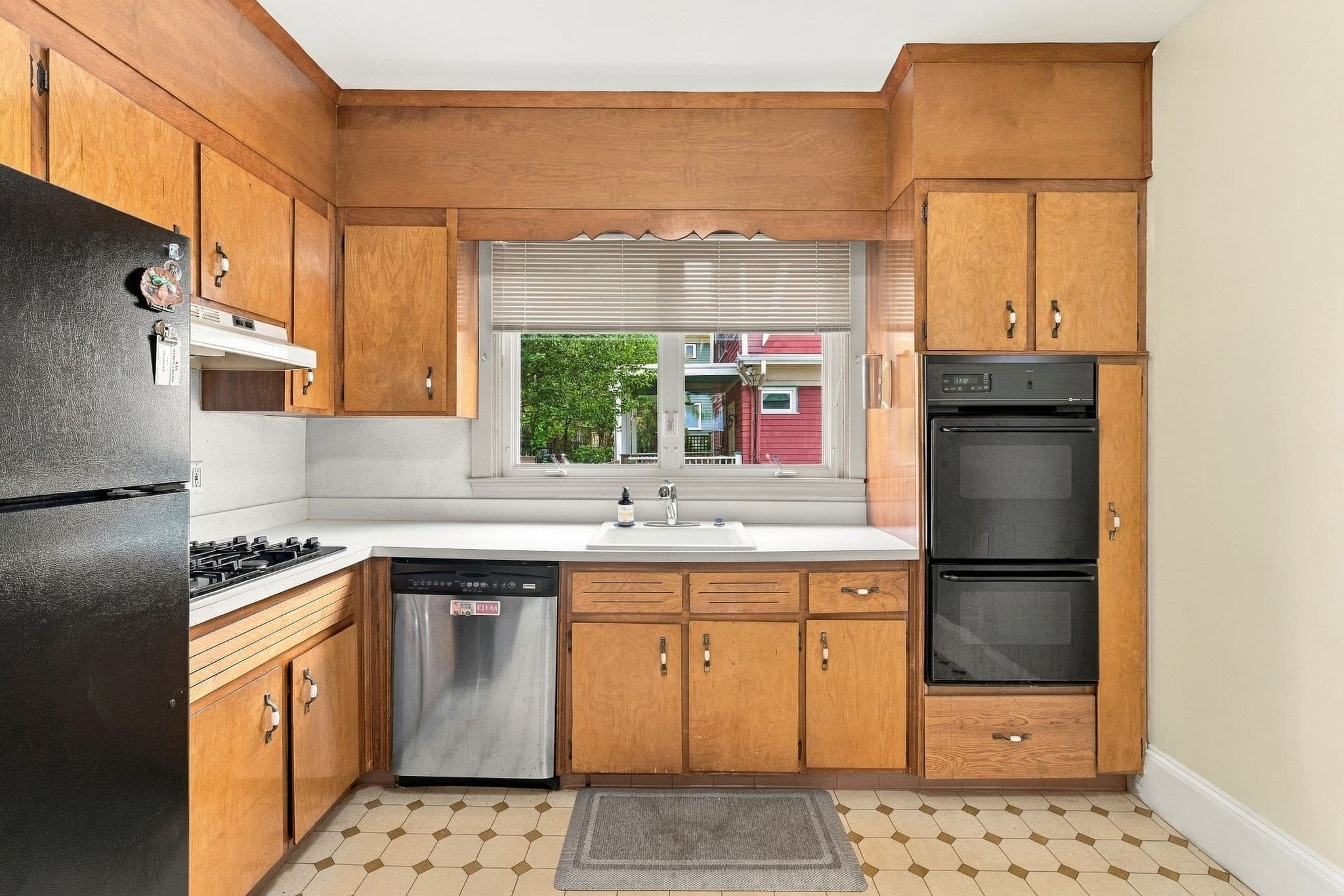 Single Family Residence at 36 Hastings St, Boston MA 02132, Boston, photo 19 of 42