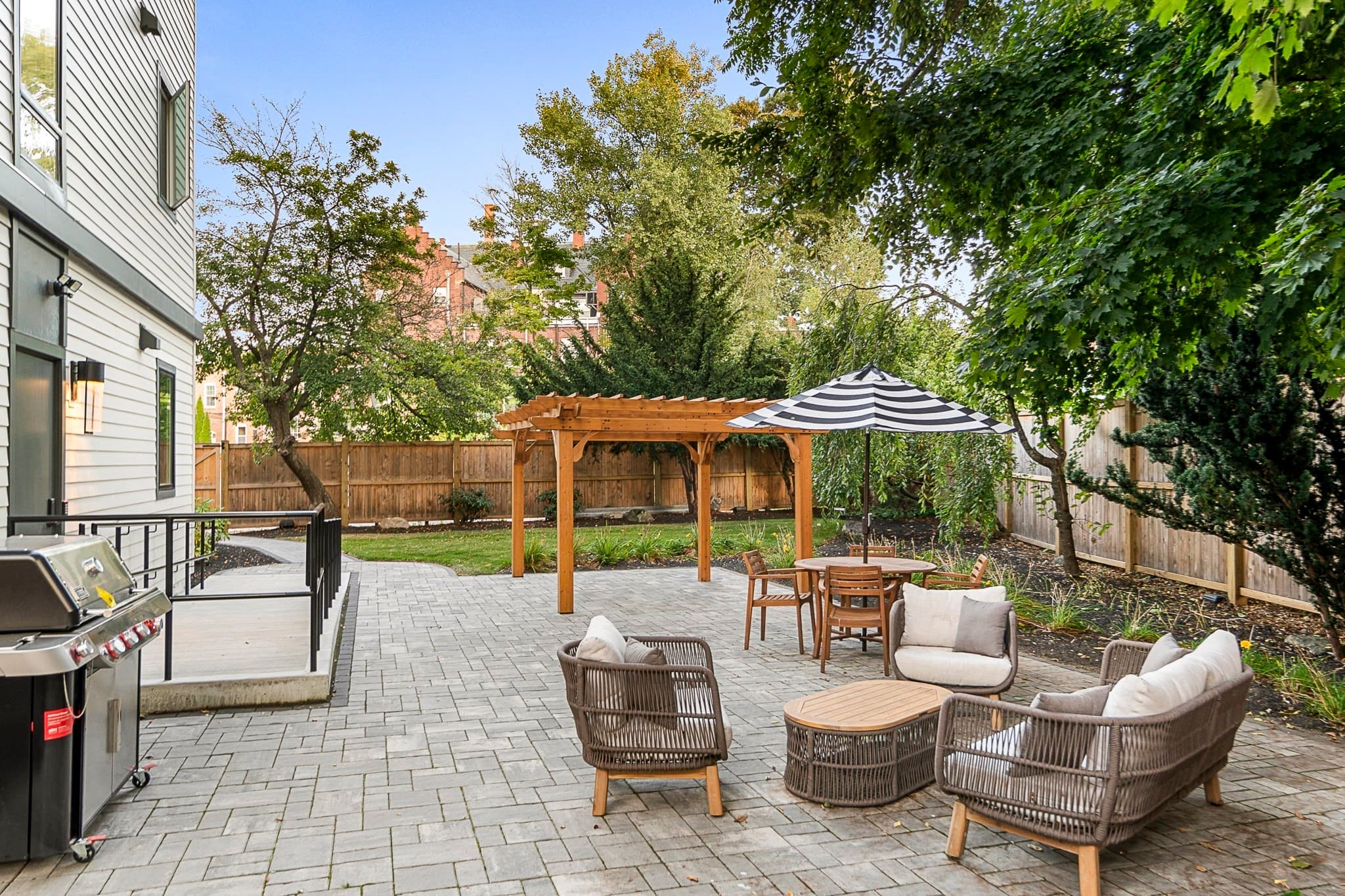 Condominium at 20 Kinmonth Rd # 201, Newton MA 02468, Newton, photo 26 of 35