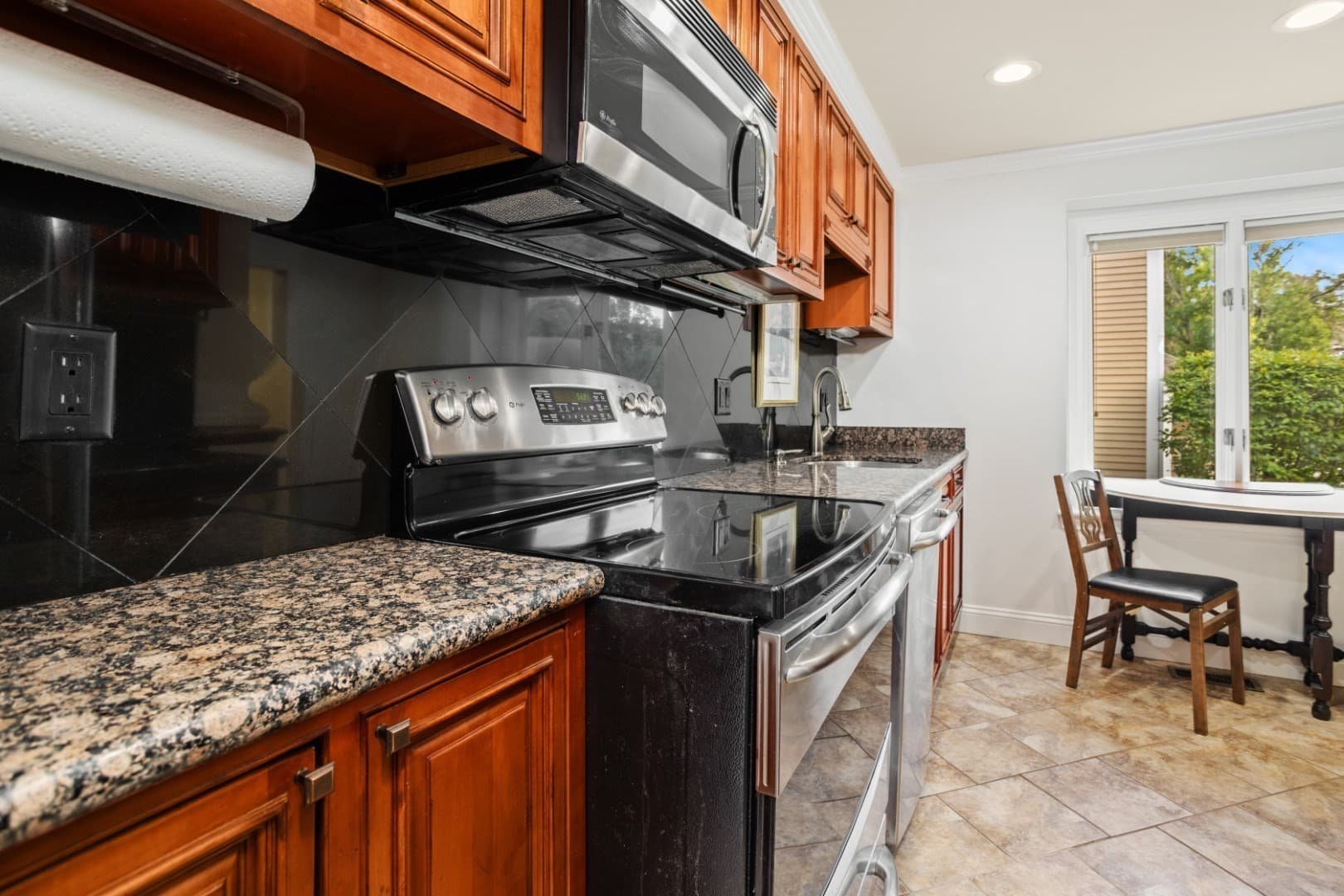 Single Family Residence at 409 Lewis O Gray # 409, Saugus MA 01906, Saugus, photo 6 of 35