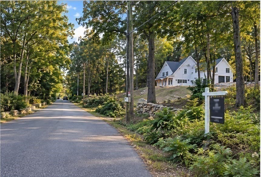 Residential at 329 Crawford St, Northborough MA 01532, Northborough, photo 6 of 8
